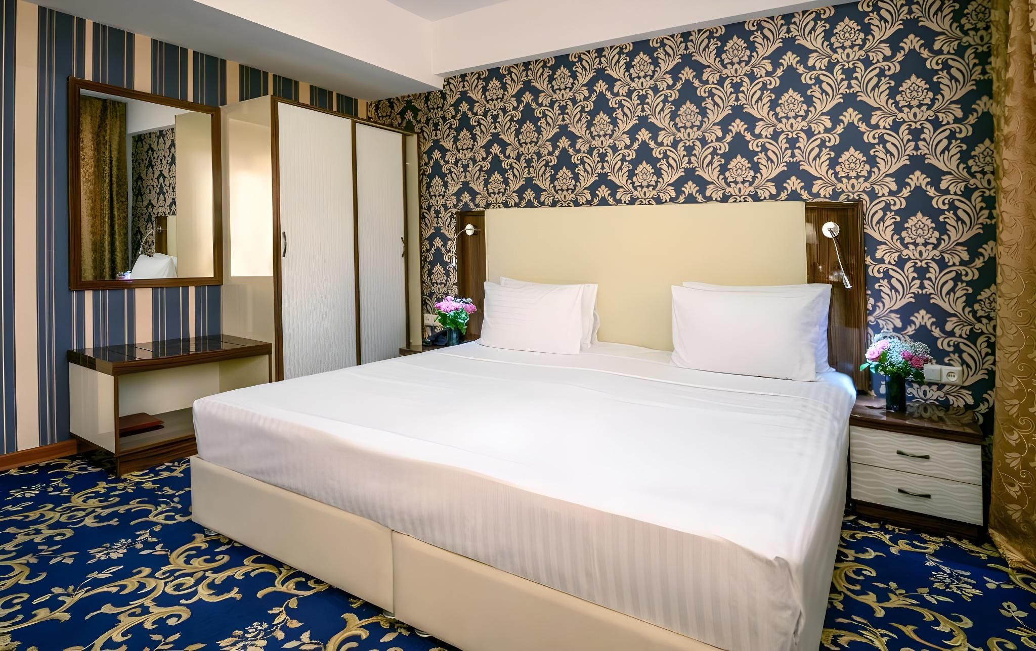 Superior Double or Twin Room with Terrace