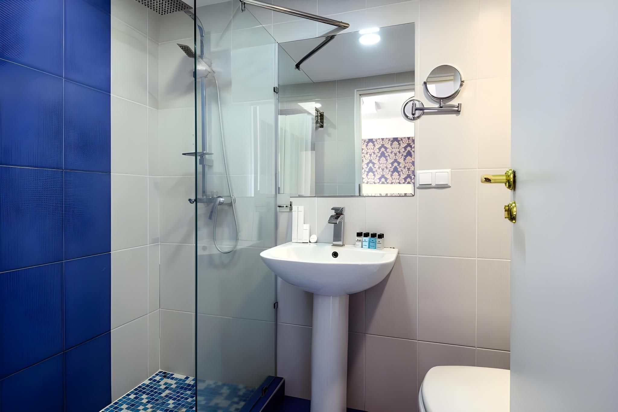 Superior Double or Twin Room with Terrace