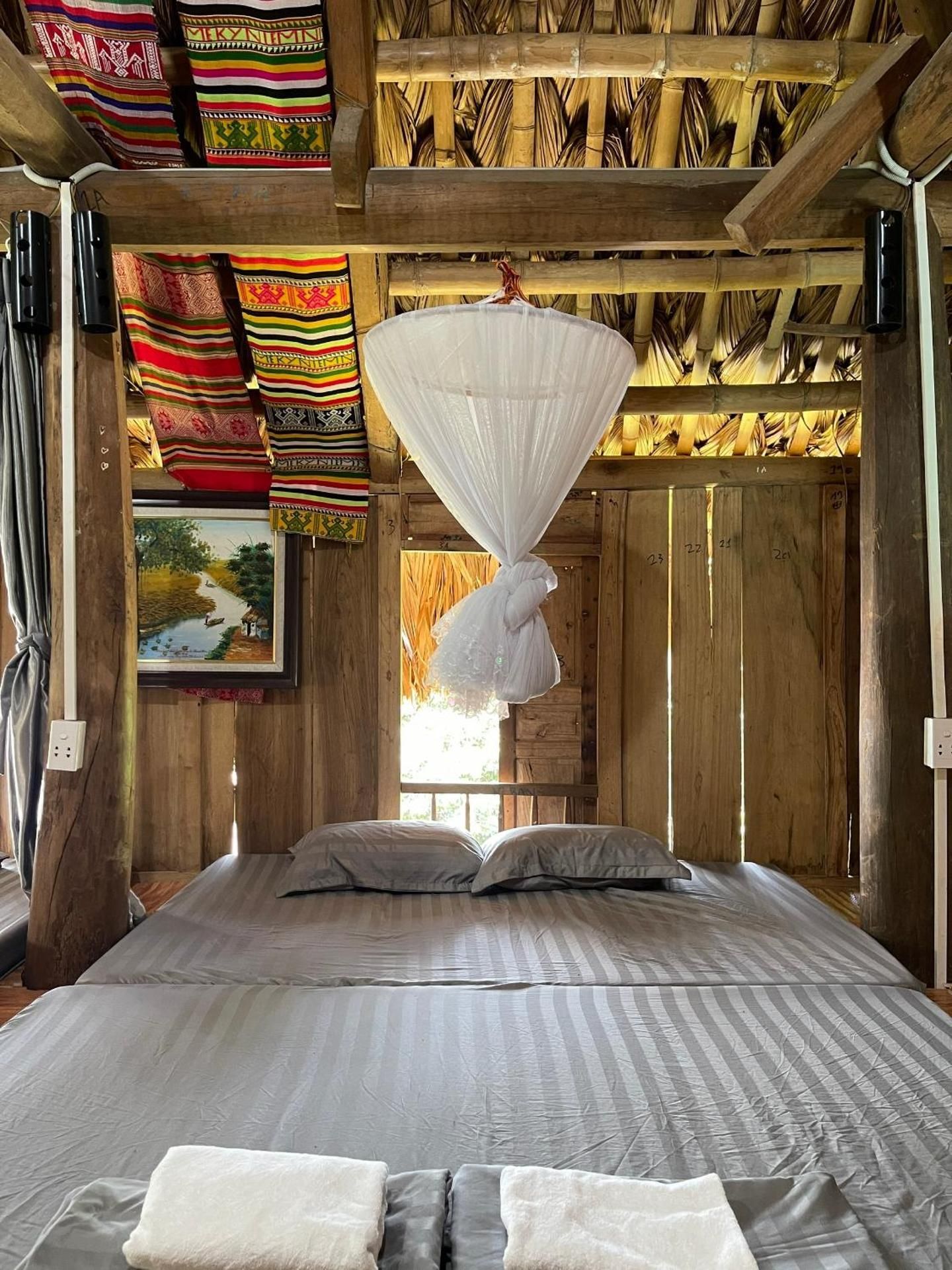 Queensize bed in 10 Person Mixed Dormitory Room