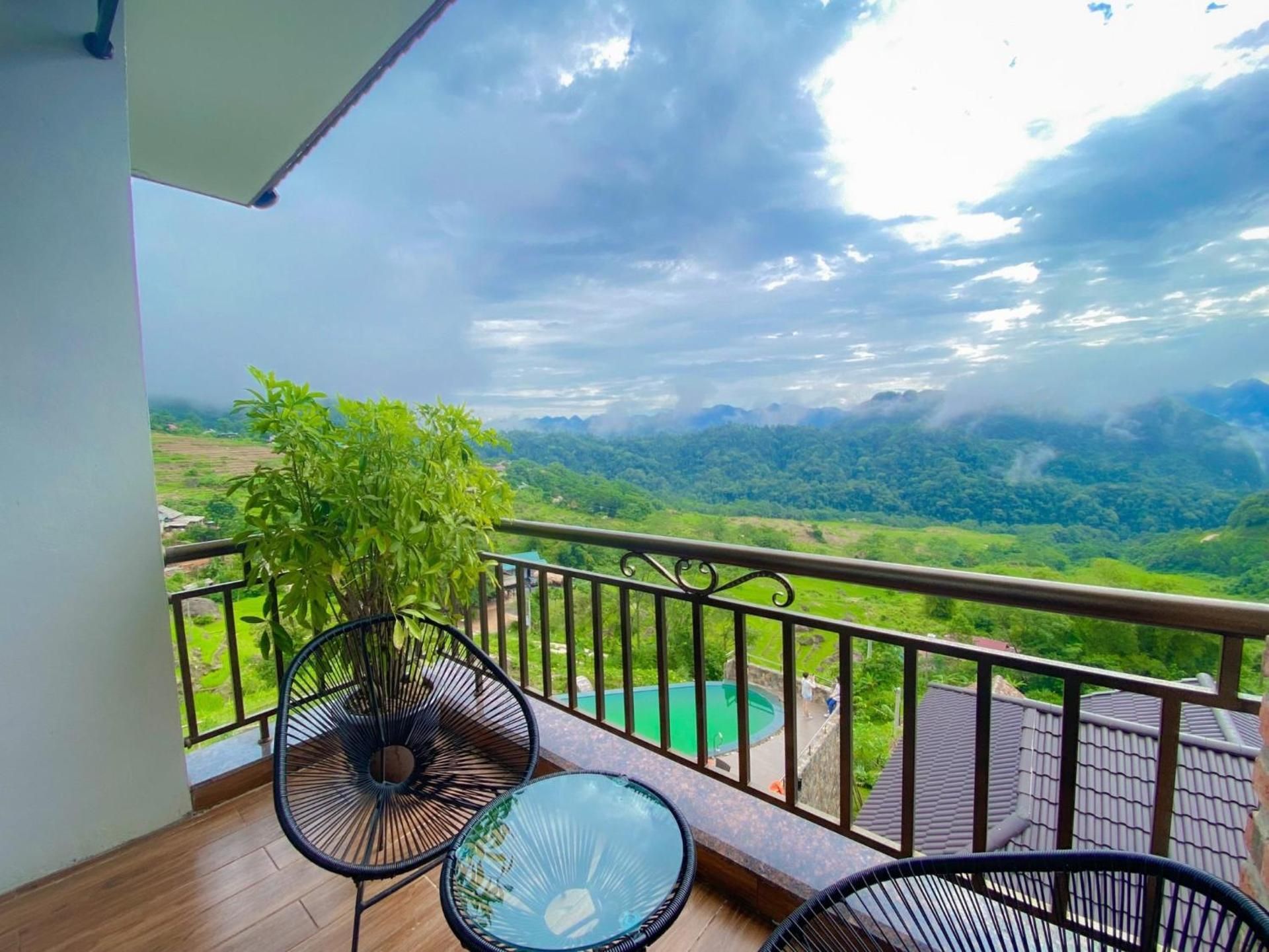 Deluxe Balcony