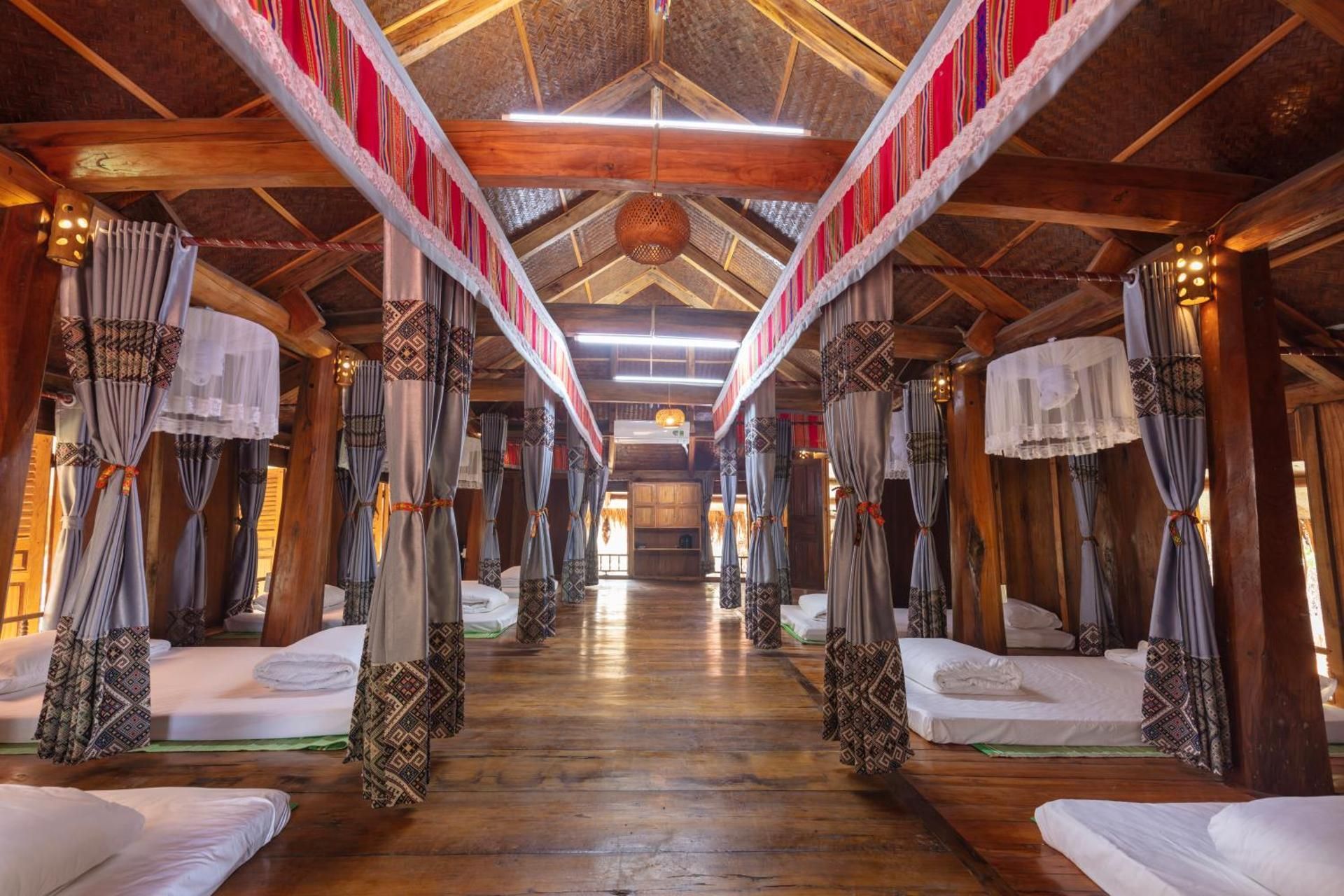 EBINO PULUONG RESORT Single Bed in 10-Bed Dormitory Room