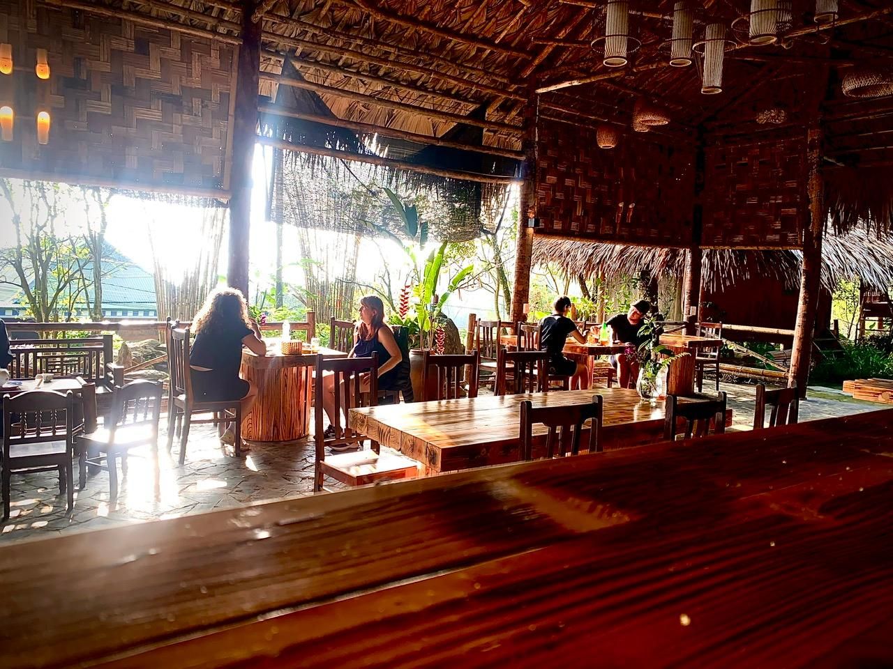 restaurant (private room)