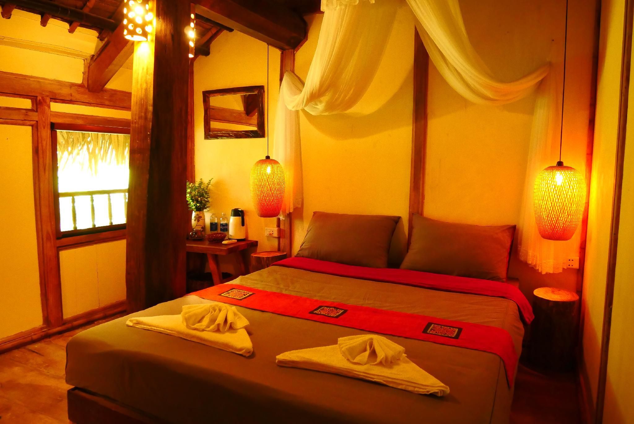Standard Double Room with Shared Shower