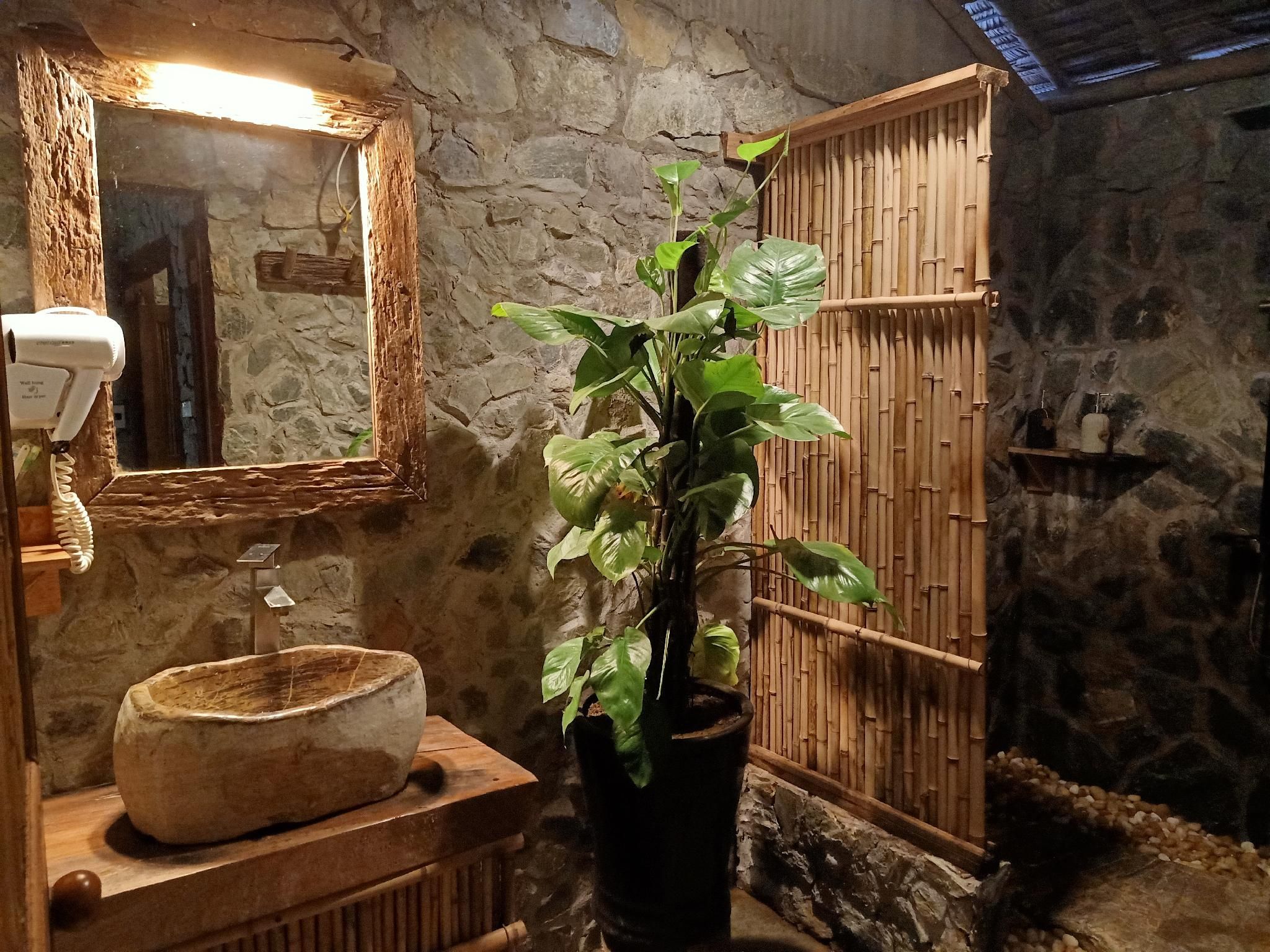 Triple Room with Shared Bathroom