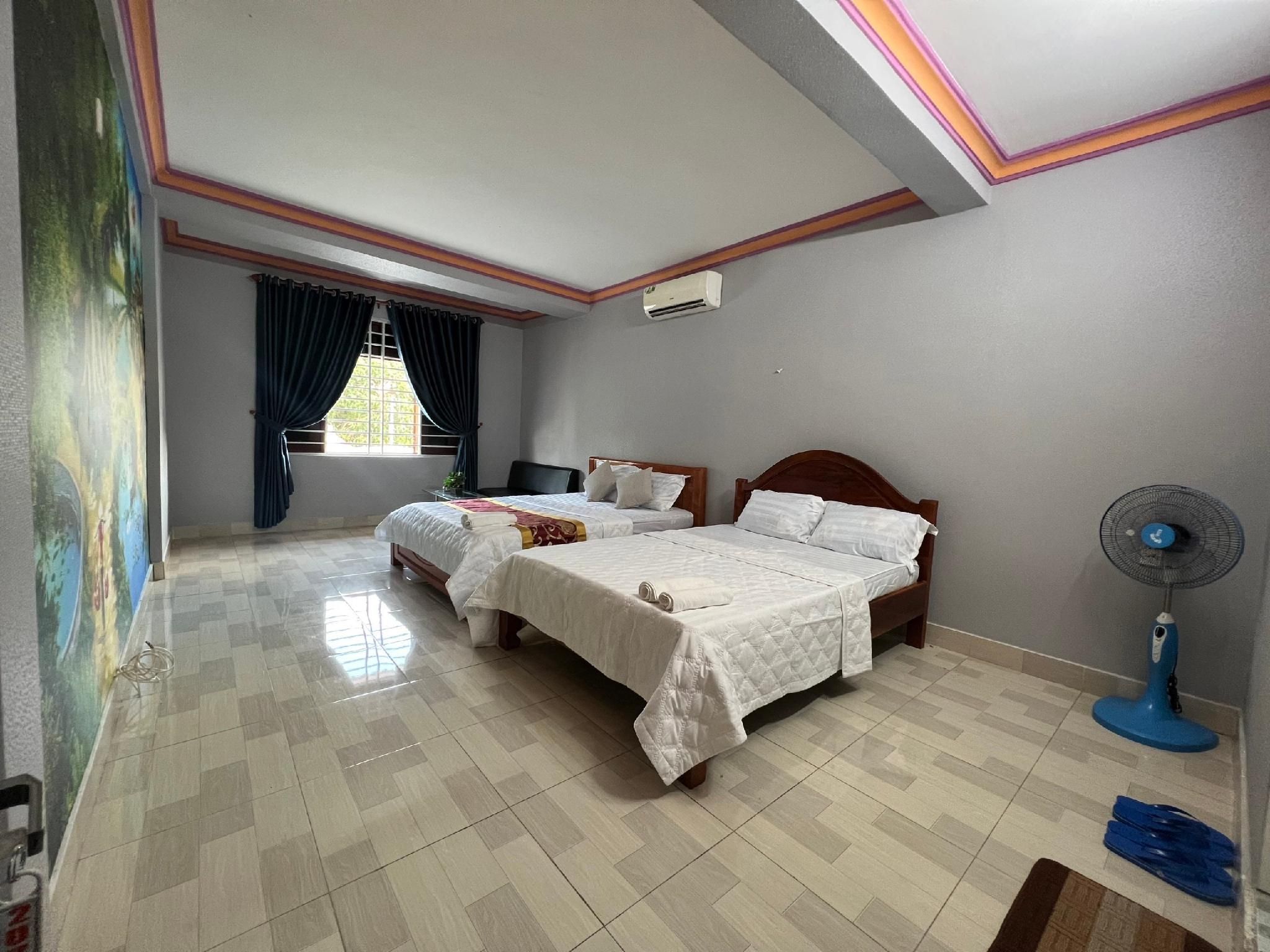 Twin Room for 4 People