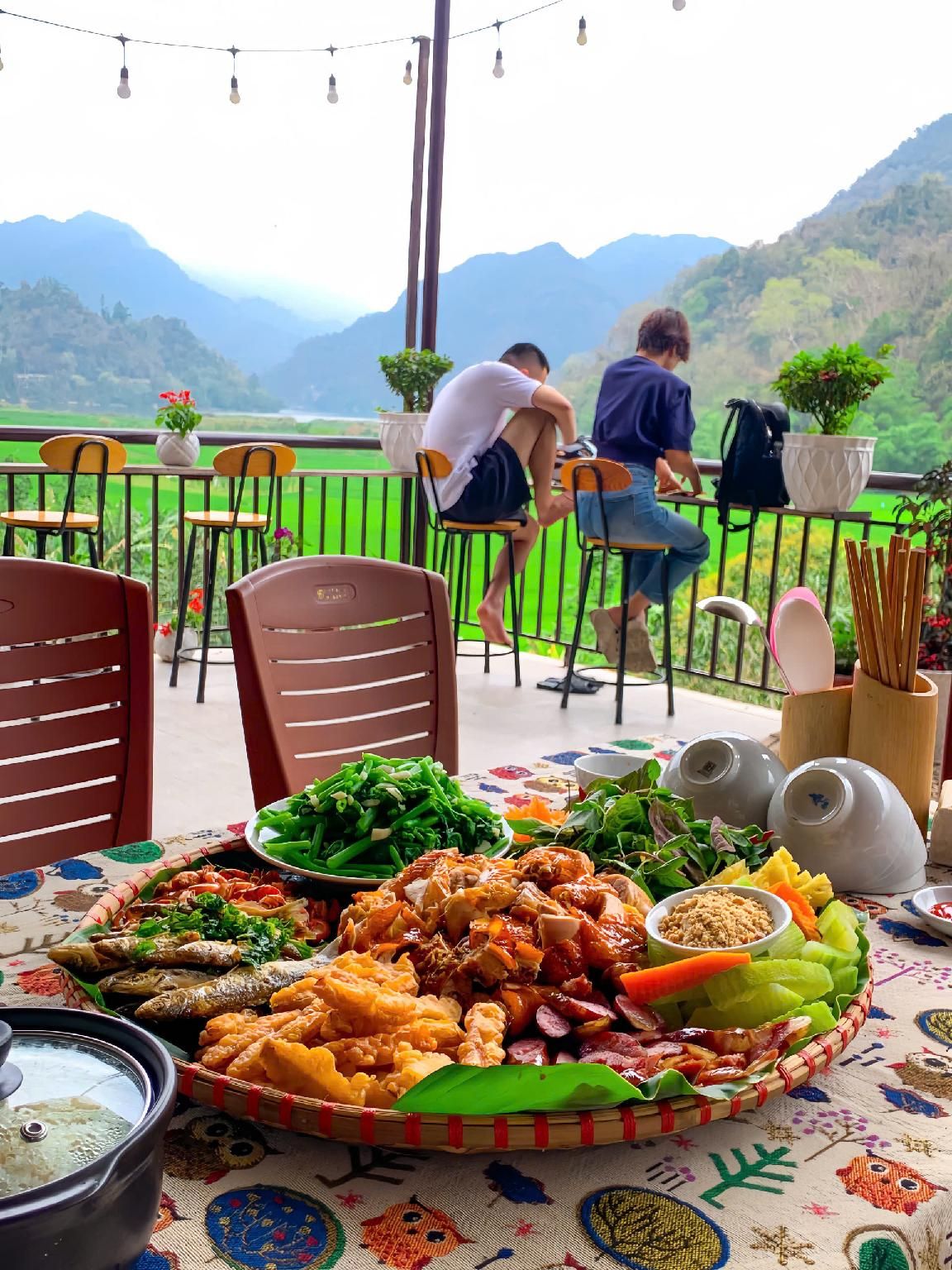 Duy Tuyen Ba Be Homestay Free BBQ