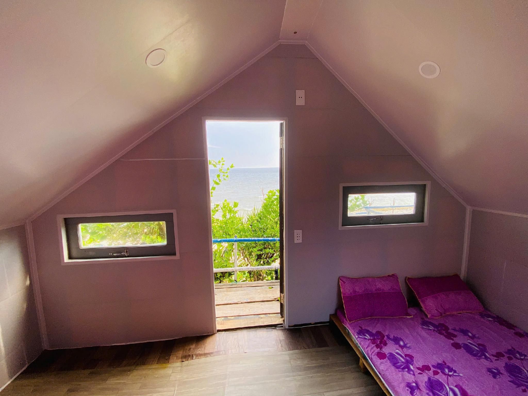 Family Bungalow Beach Front