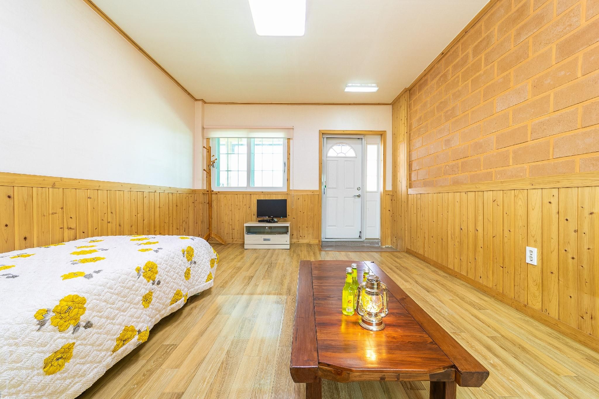 Nonsan Sodam Pension Building A, Room 101 2