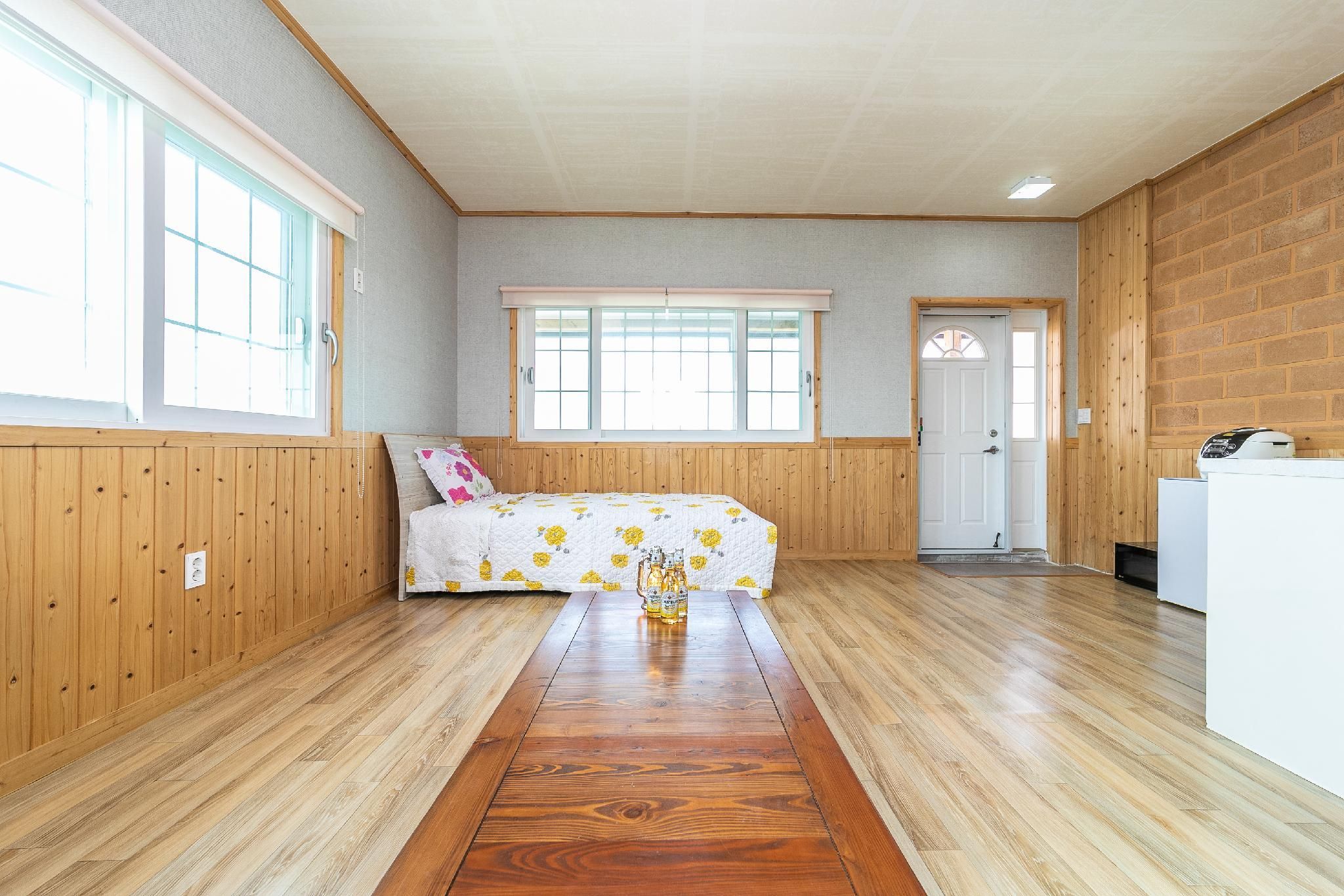 Nonsan Sodam Pension Building A, Room 201 (Special Room) 2