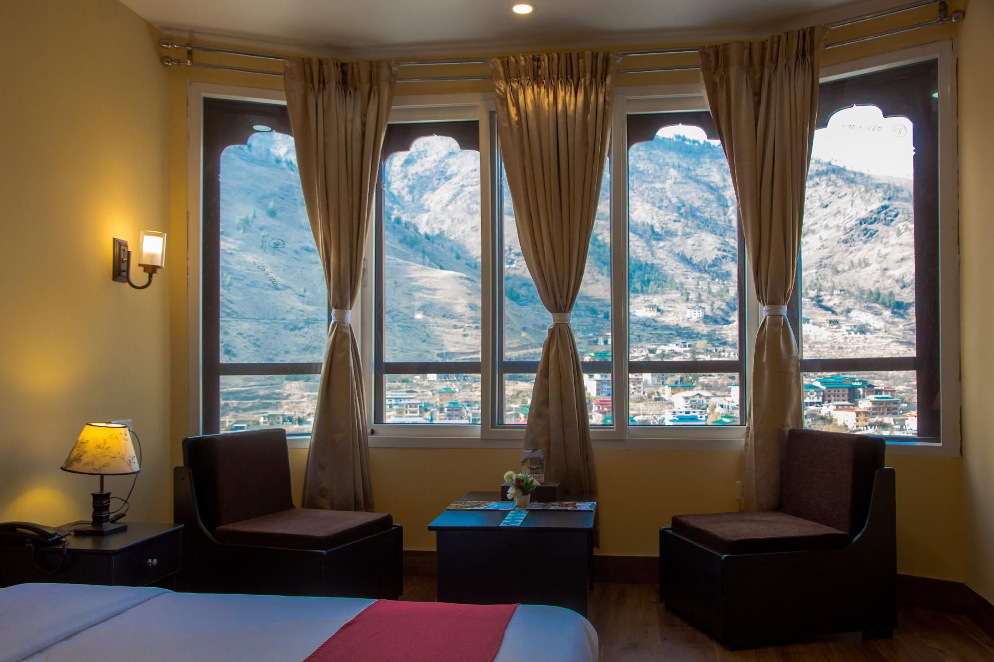 Mountain View King Room