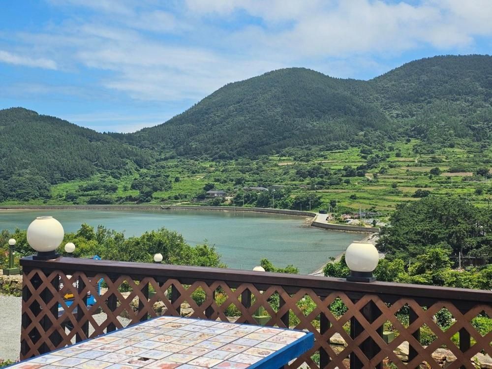 Jeonnam Cheongsando Yeohaeng Pension Quadruple Room 2