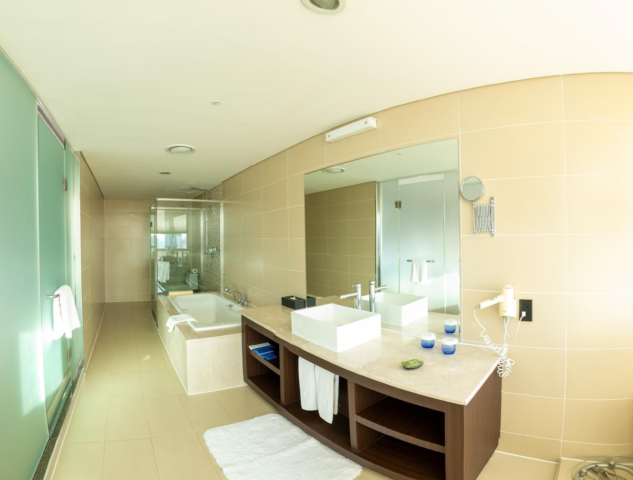 Premium Room - Square View