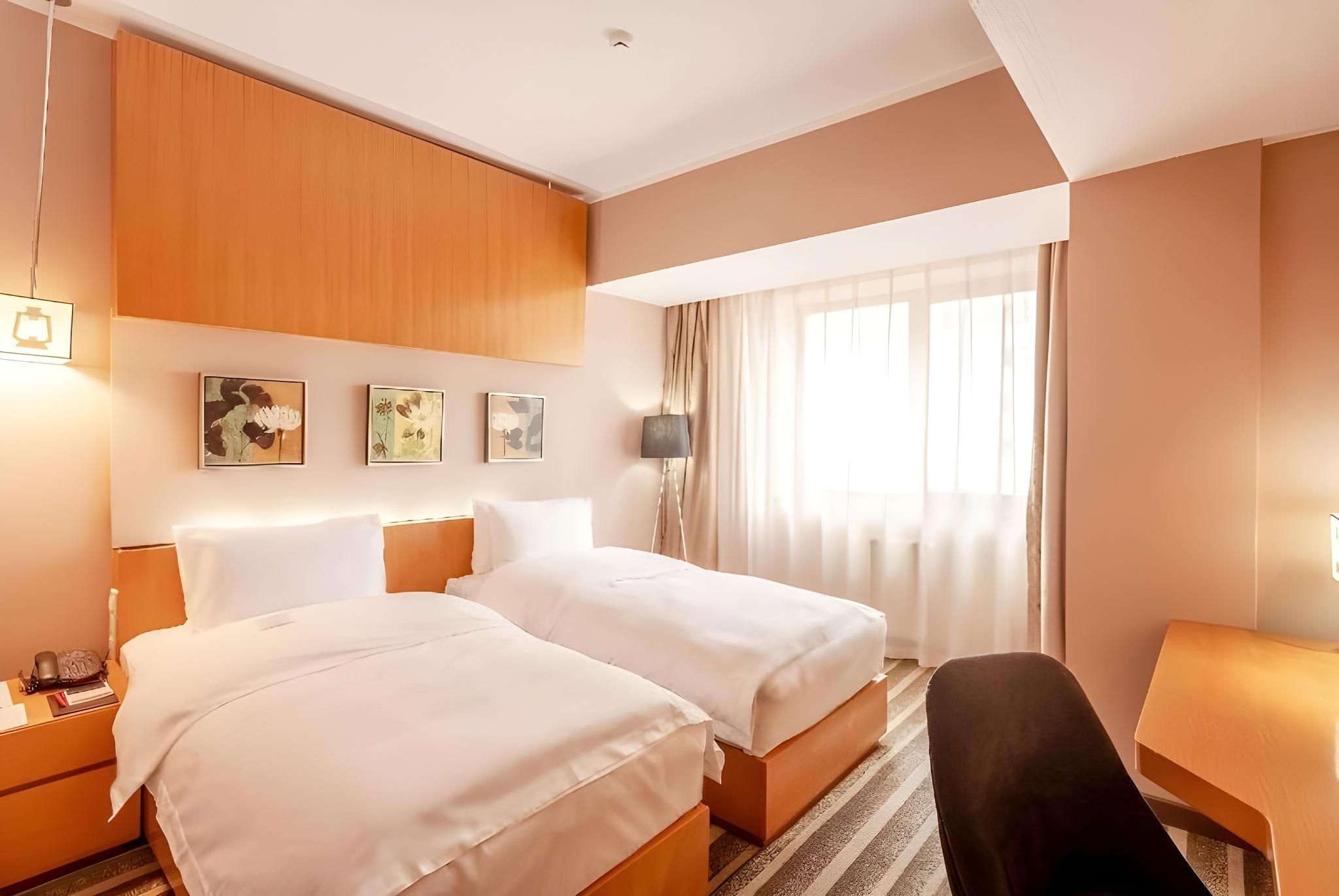 2 Twin Bed Deluxe Room