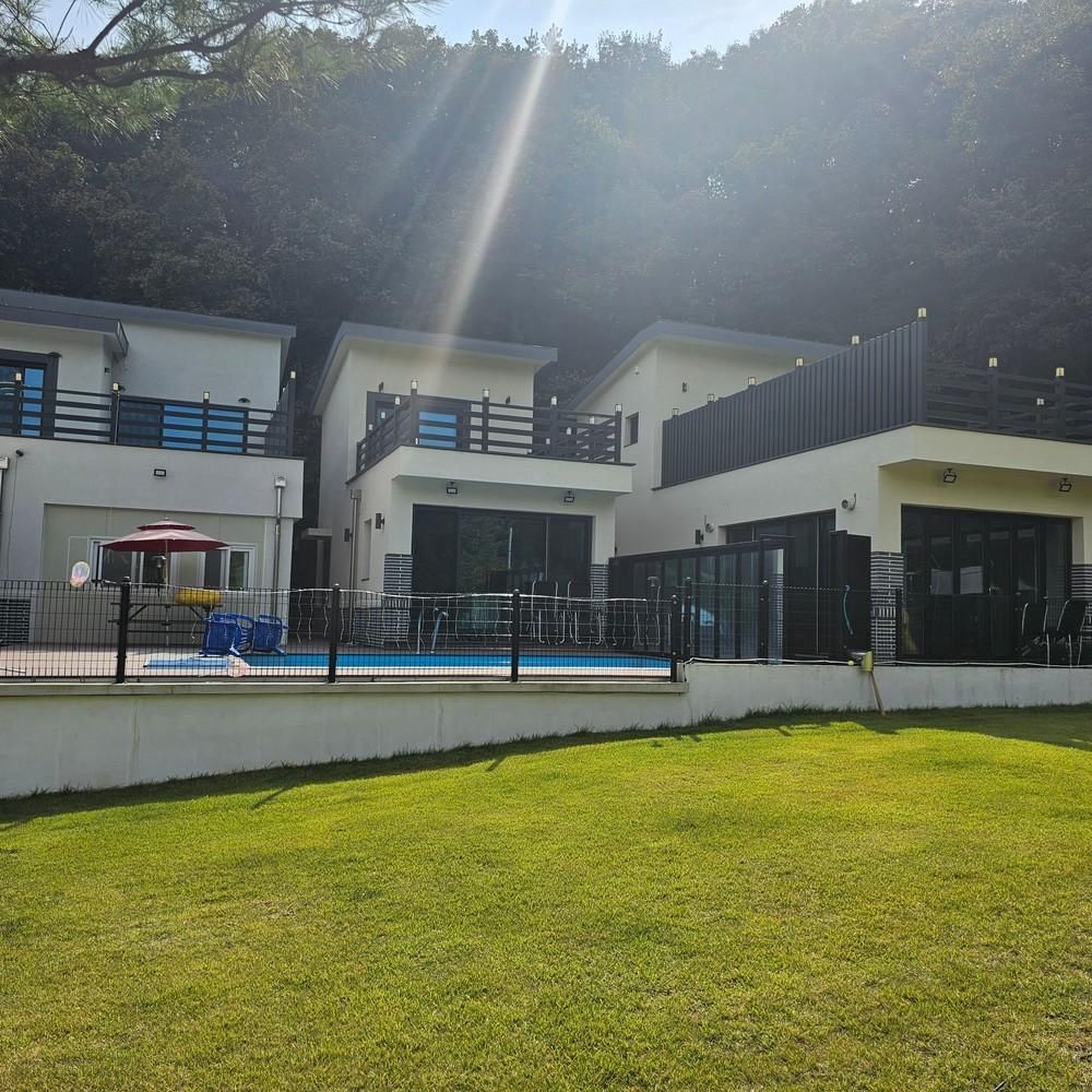 Wonju Gwirae 630 Dog Pool Villa