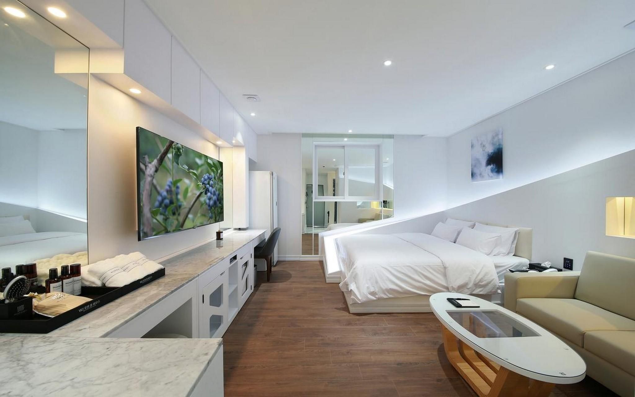 Wonju WJ Hotel Full House Boutique Room