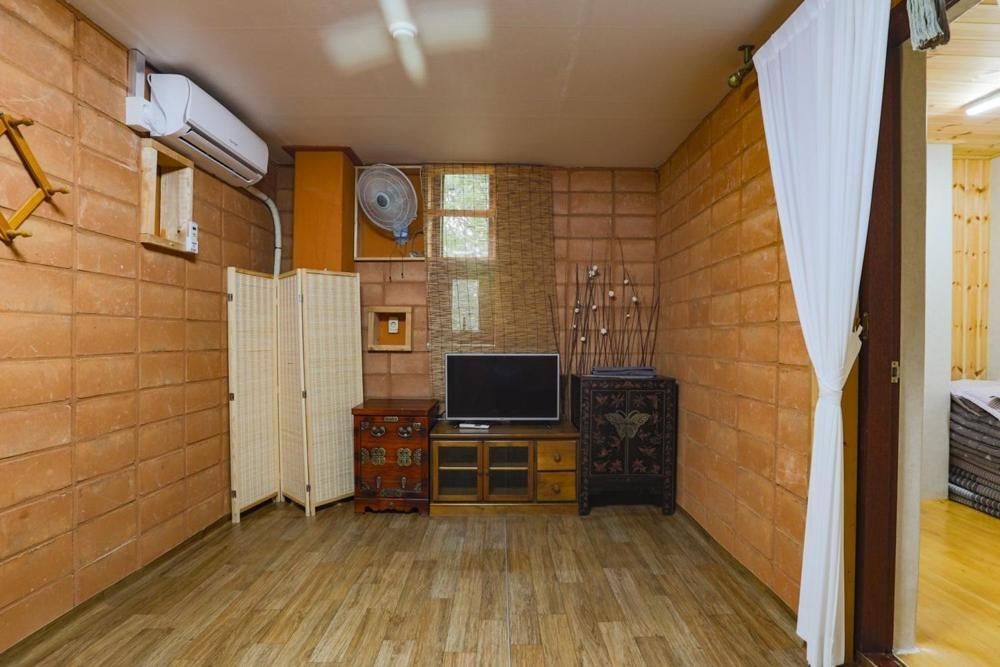 Gangwon Mountain BNB Double Room 2 2