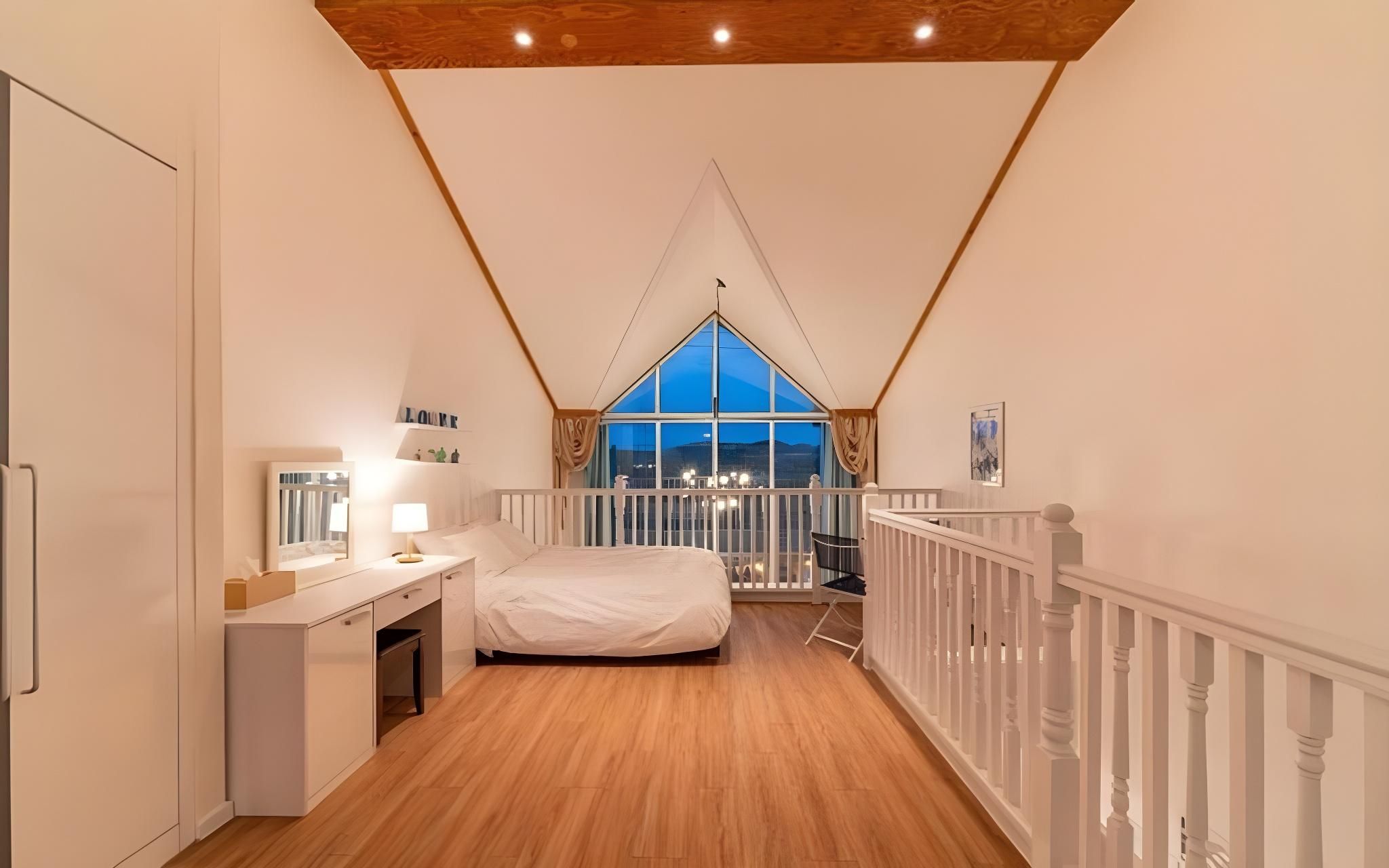 Camp 4 (Double-Level/Terrace Camping Bbq)