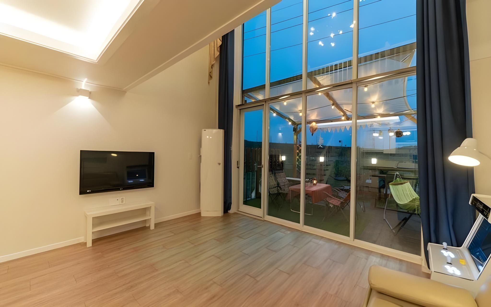 Yangyang Camp Bali Star Camp 5 (Double-Level/Terrace Camping Bbq) 2