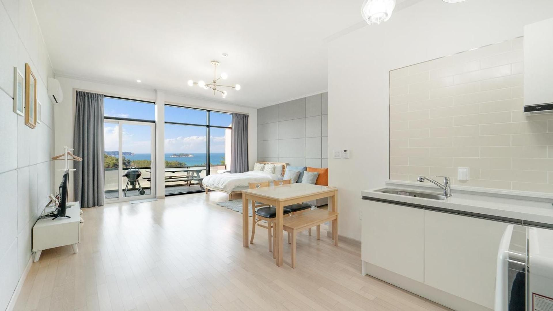 Yangyang In Memory Pension Studio 3 2