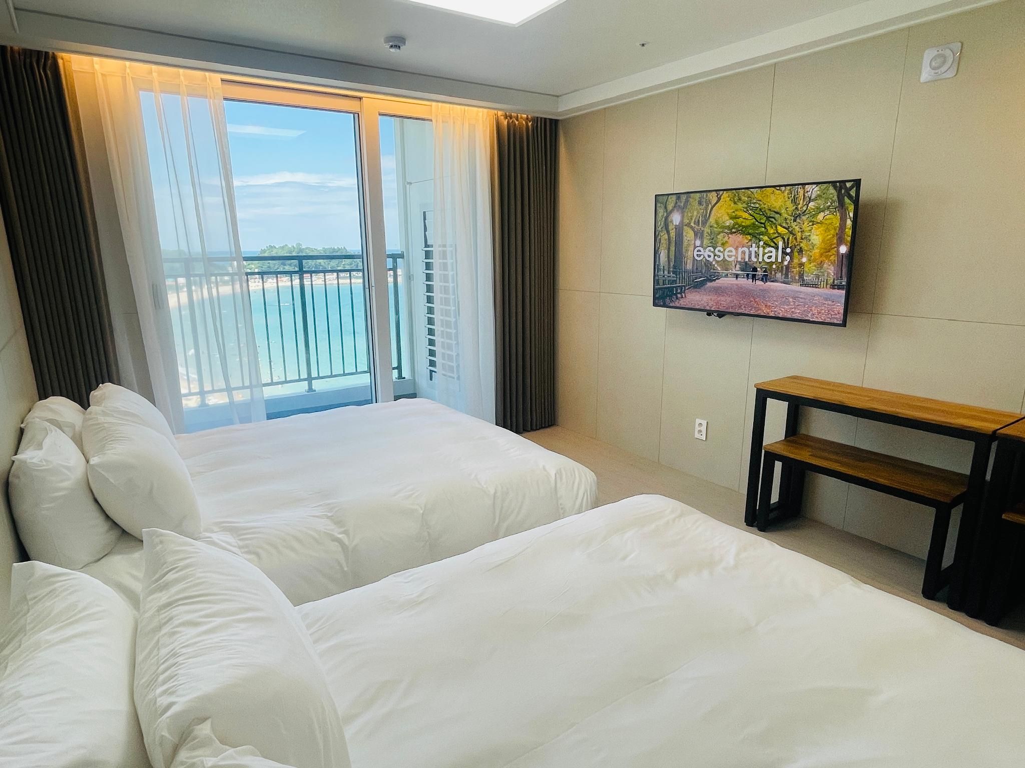 surfresort Inn-The City YangYang Twin