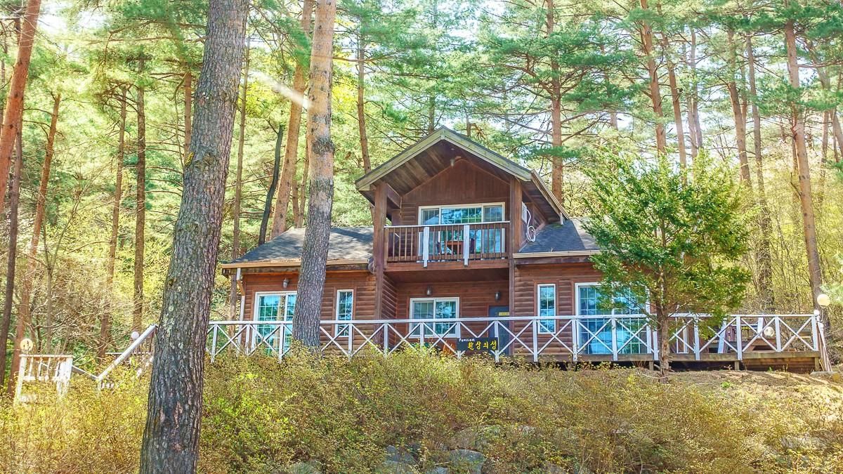 Yangyang hwansangeui seong pension