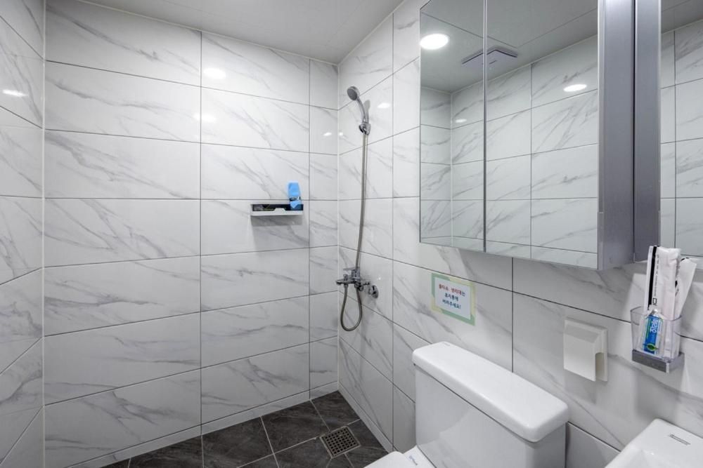 Hajodae Sungsim Pension Double Room 3 2