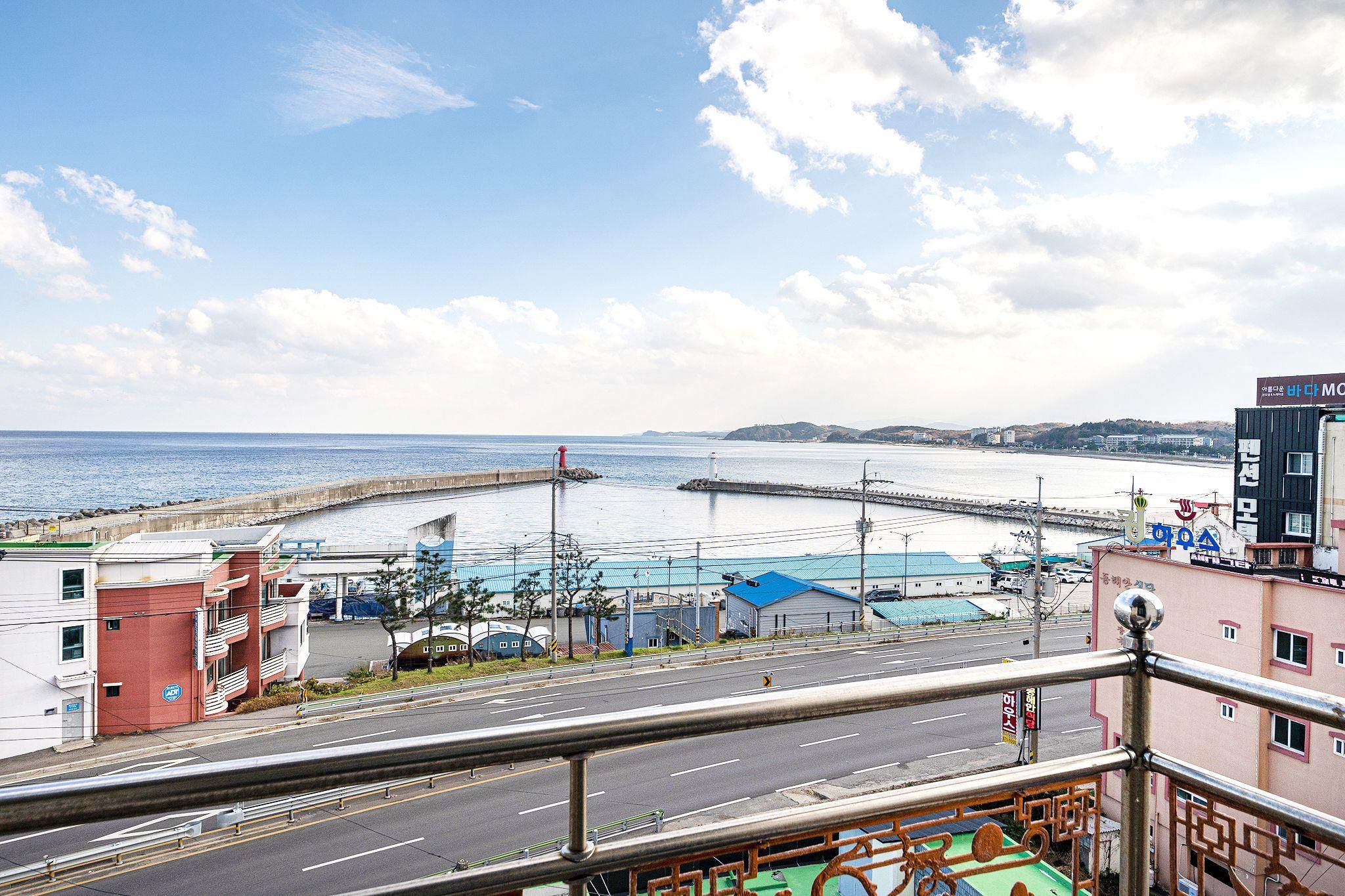 Yang Yang Port View Hotel Standard Double Ocean View 2