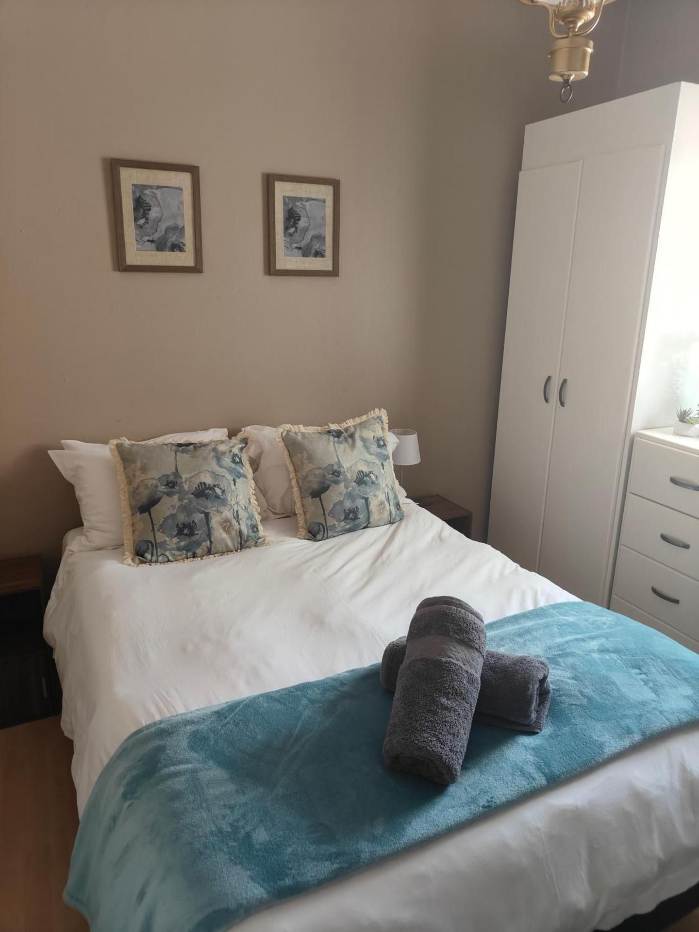 Double Room with Shared Bathroom