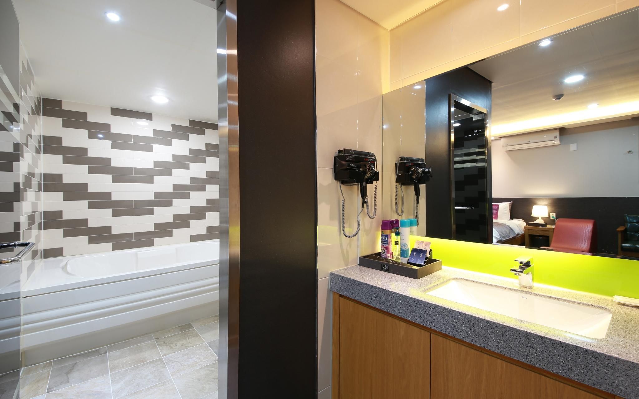 Gimpo Laboum Unmanned Tel (Drive-in) Deluxe B 3