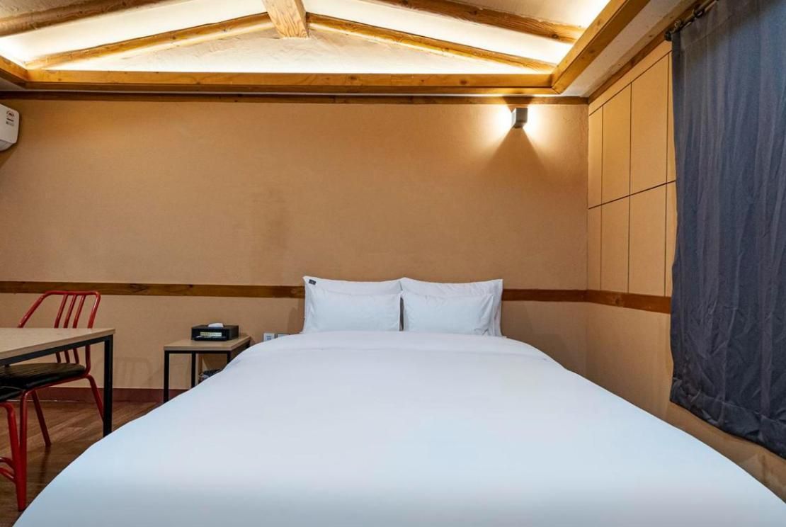 Gimpo Petite Hotel Double Room