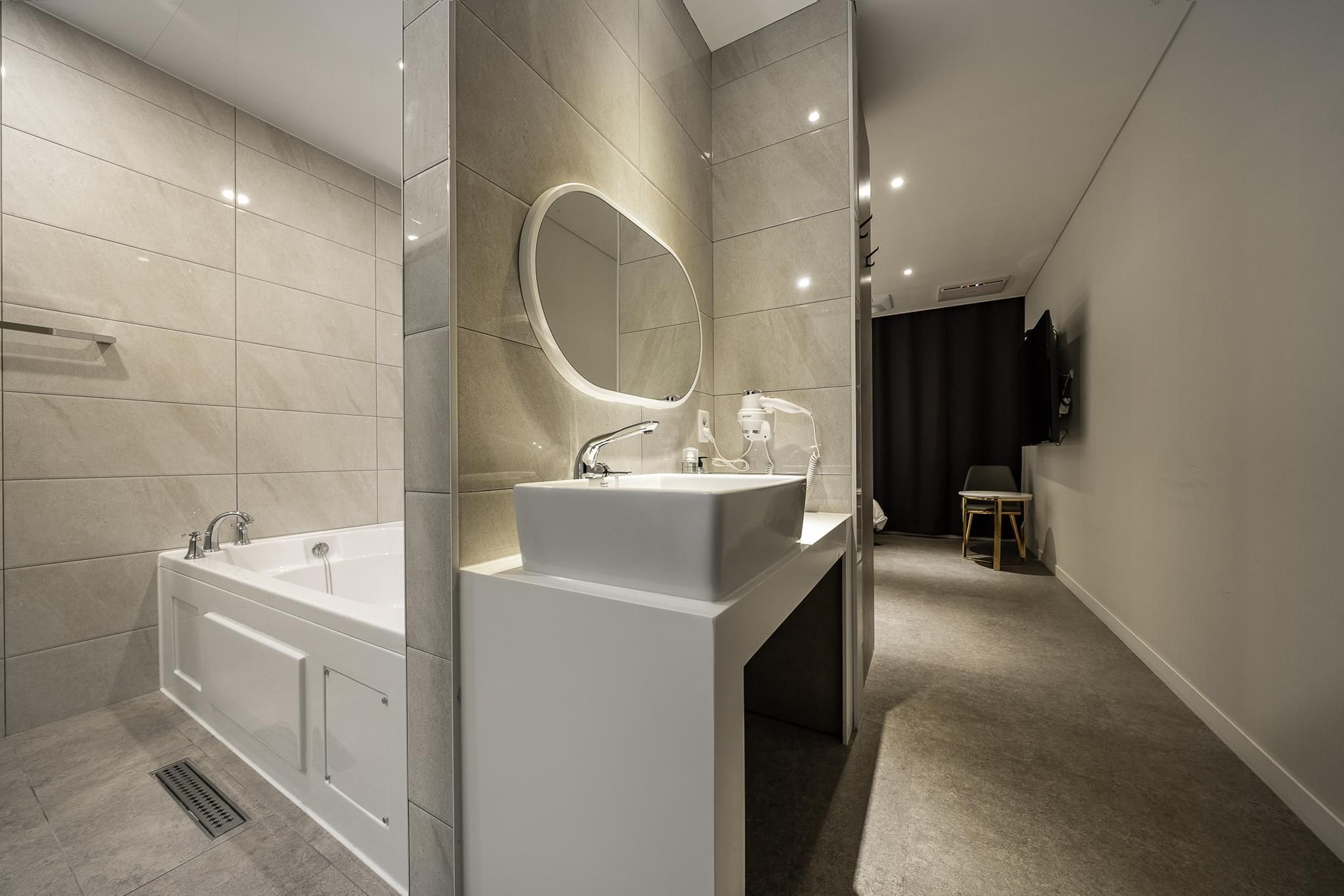 Aurora Hotel Spa Terrace - LG 65 Inch TV, 2 Person Sofa, Styler, Air Purifier, OTT Free 3