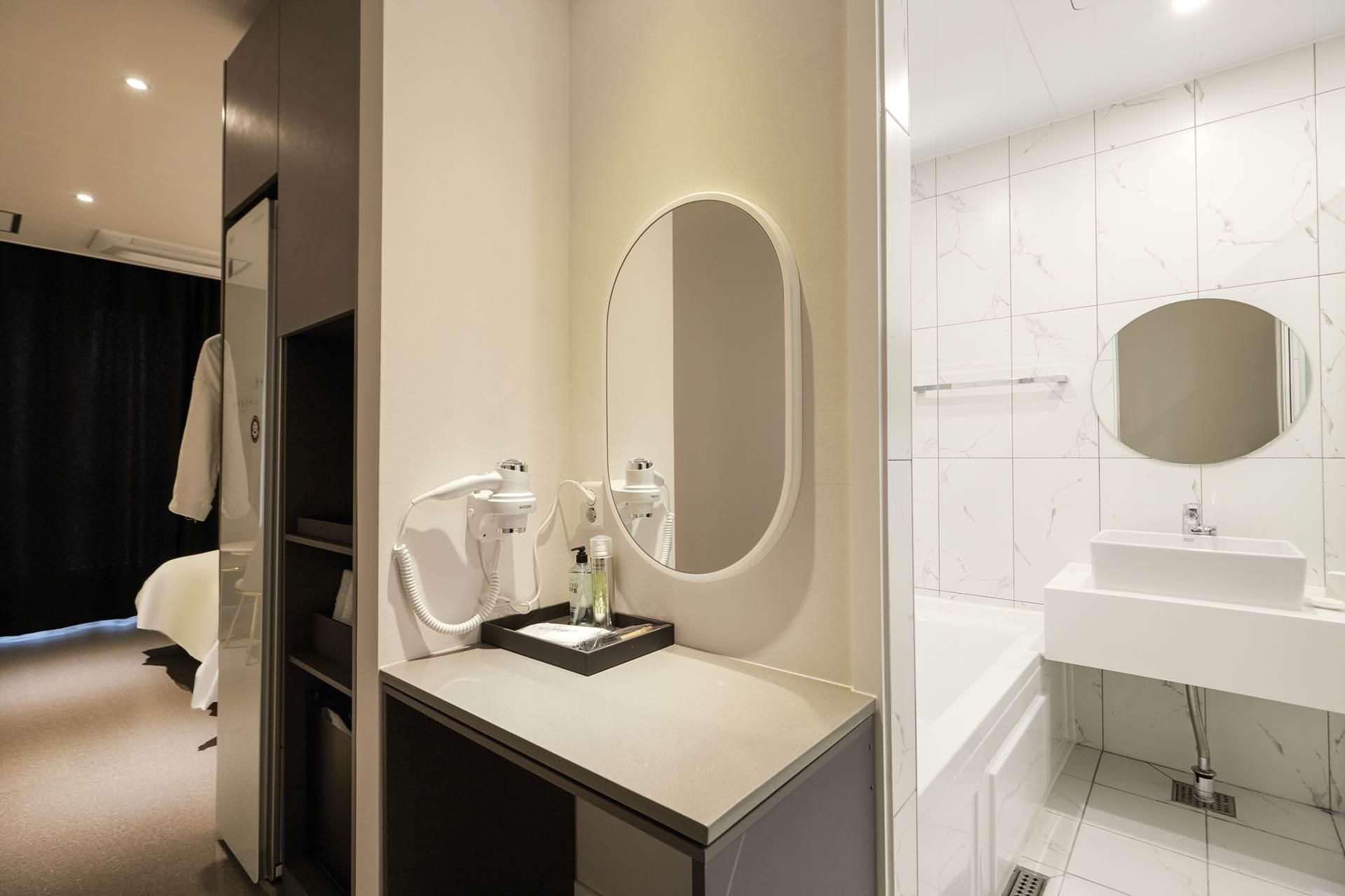 2PC Deluxe A - LG 65 Inch TV, Styler, Air Purifier, OTT Free