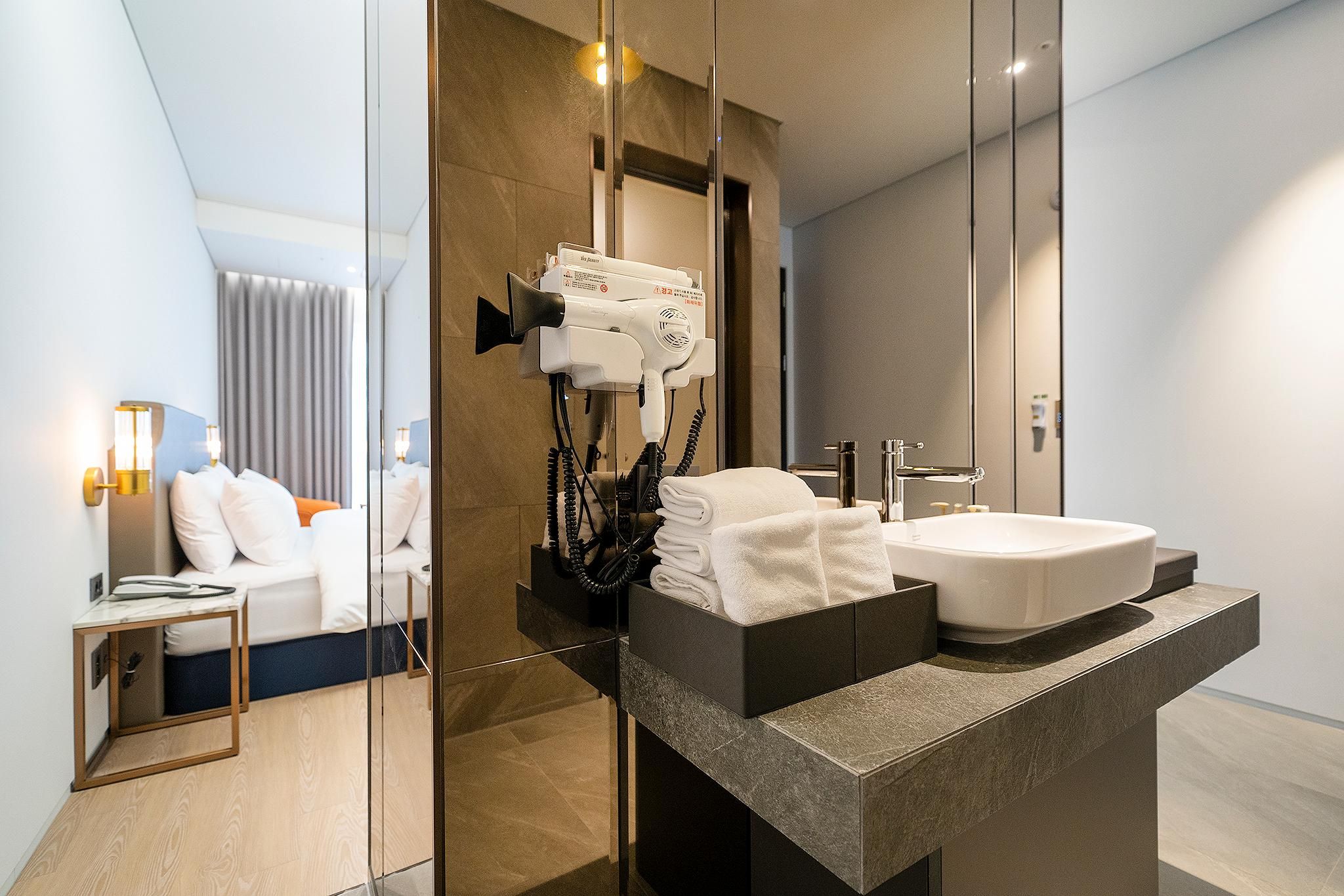 Royal Premium Room with Terrace