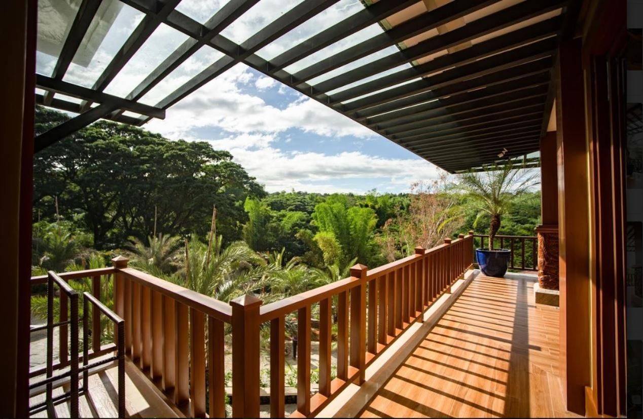 Deluxe Double or Twin Room with Mountain View