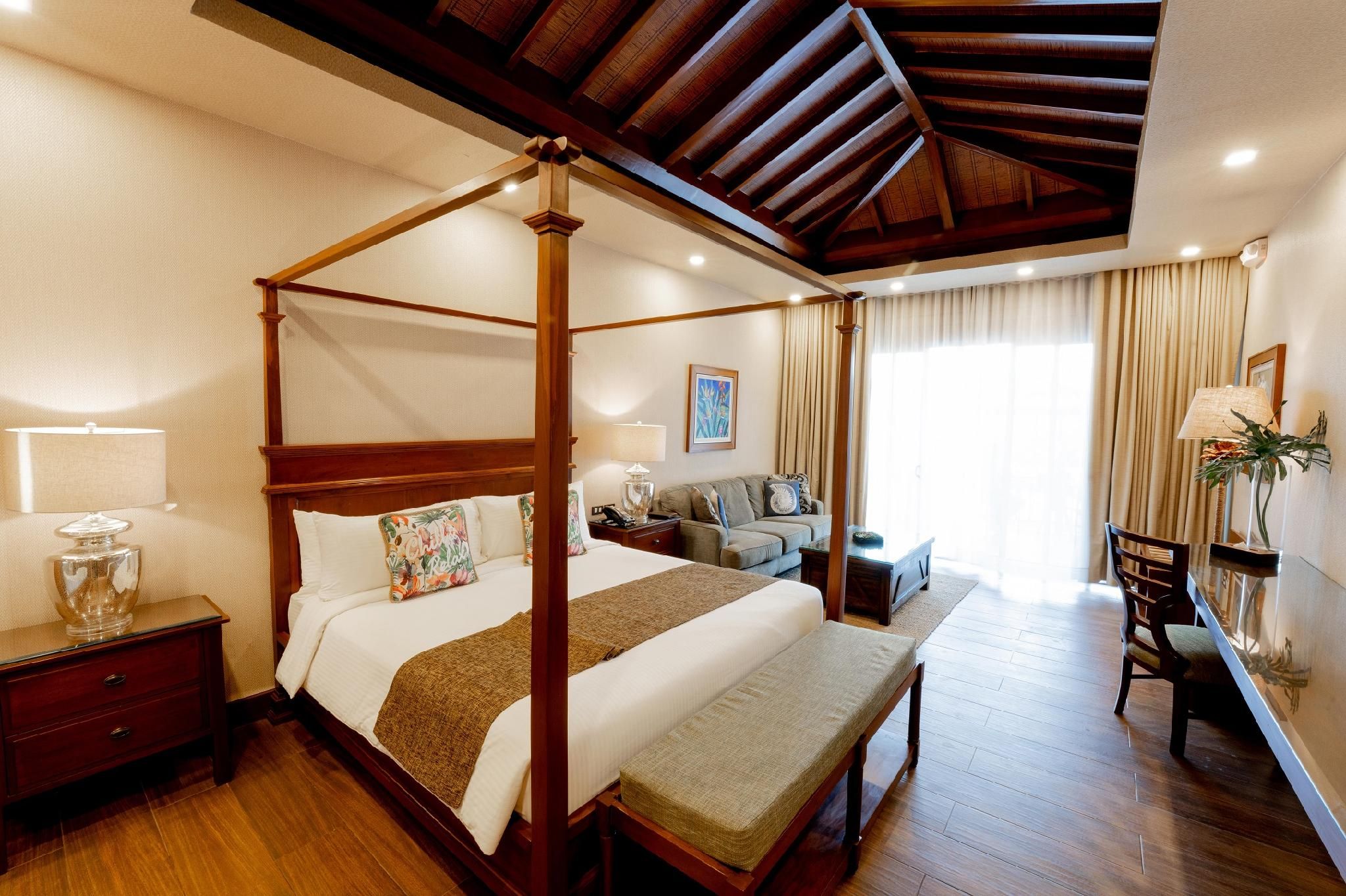 Super Executive Room 