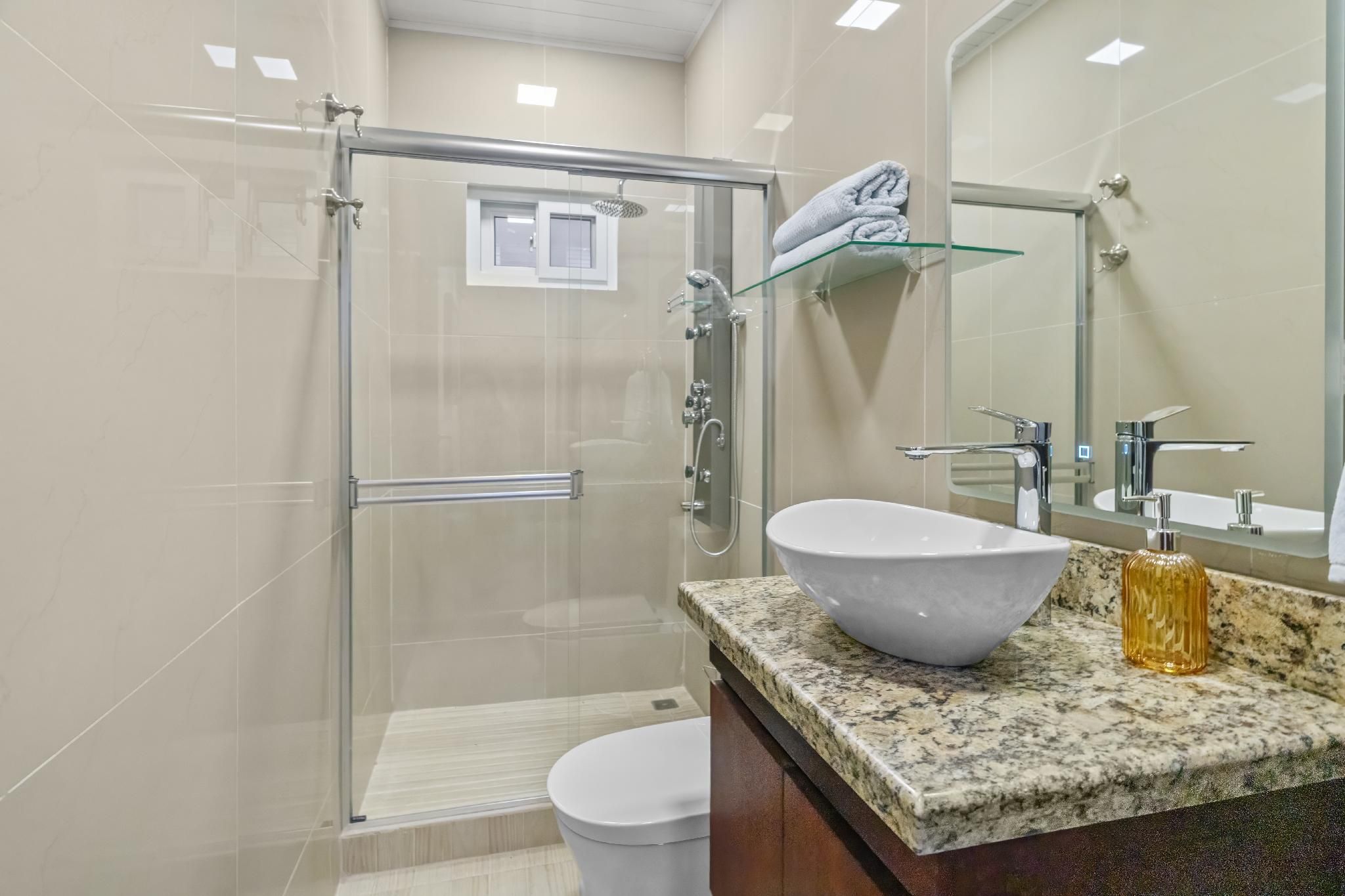 Apartment 2 - 1 Bedroom and Sofa Bed