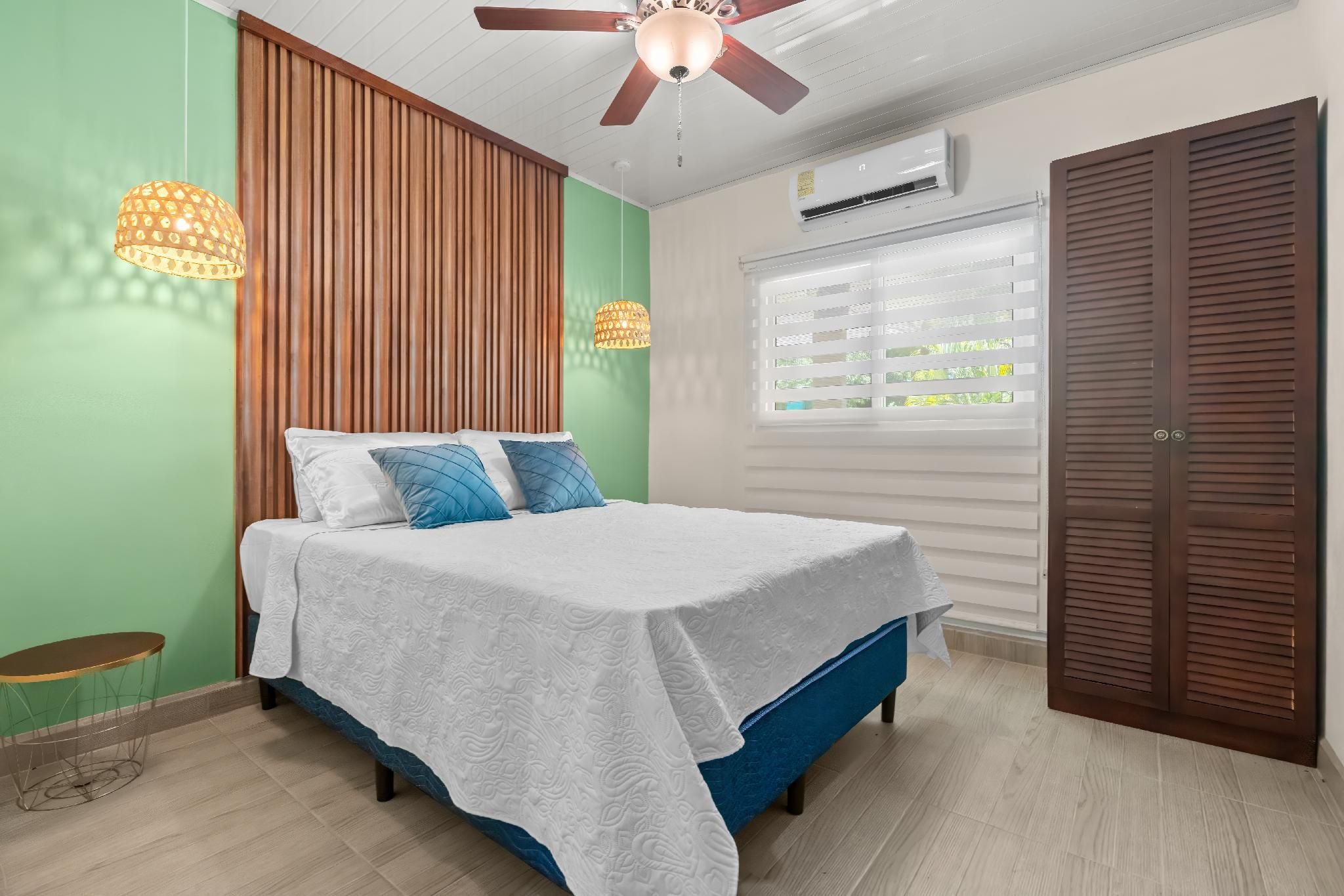 Apartment - 2 Bedrooms