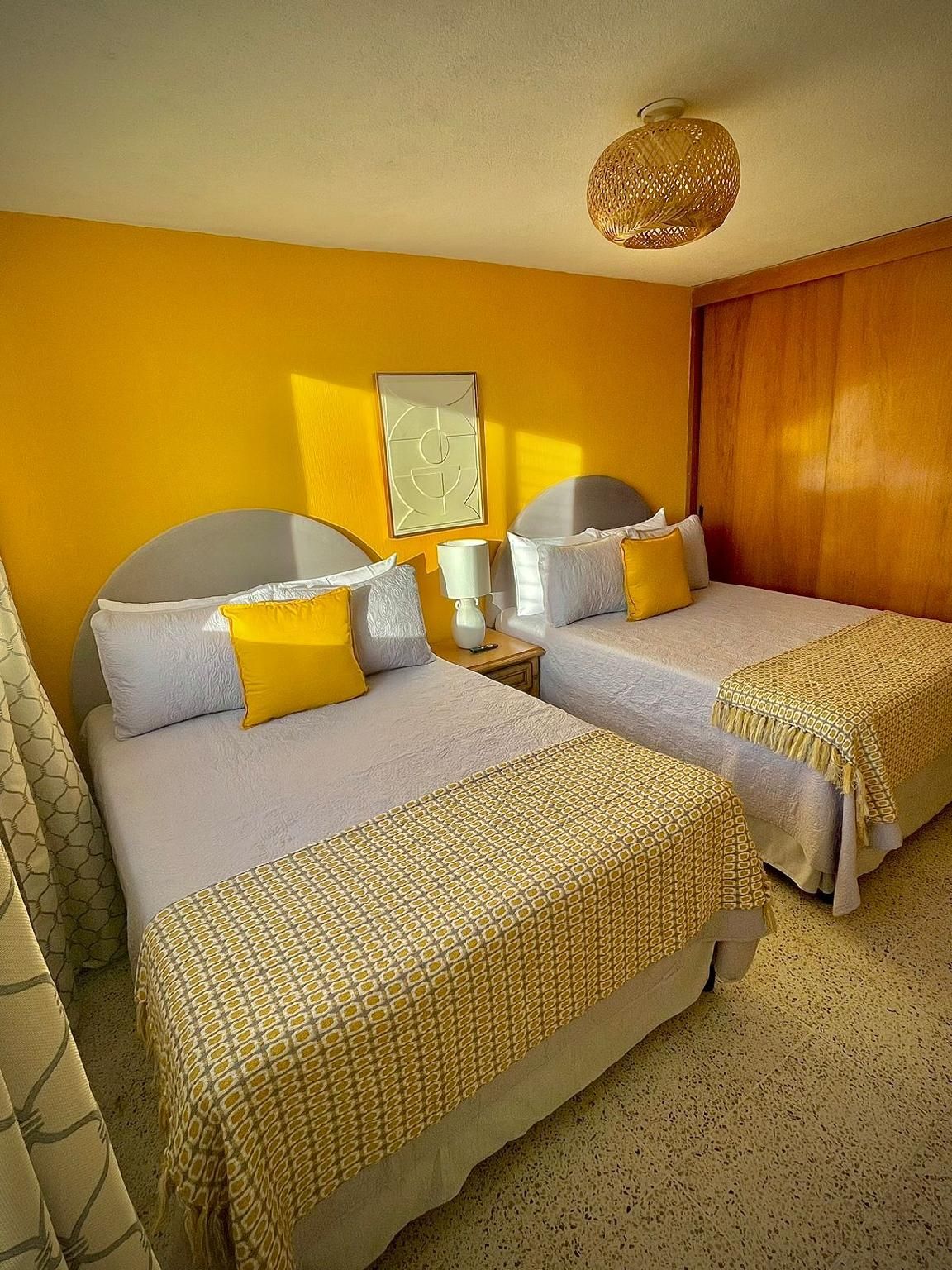 Universal Double Room for 2 People - Non-Smoking