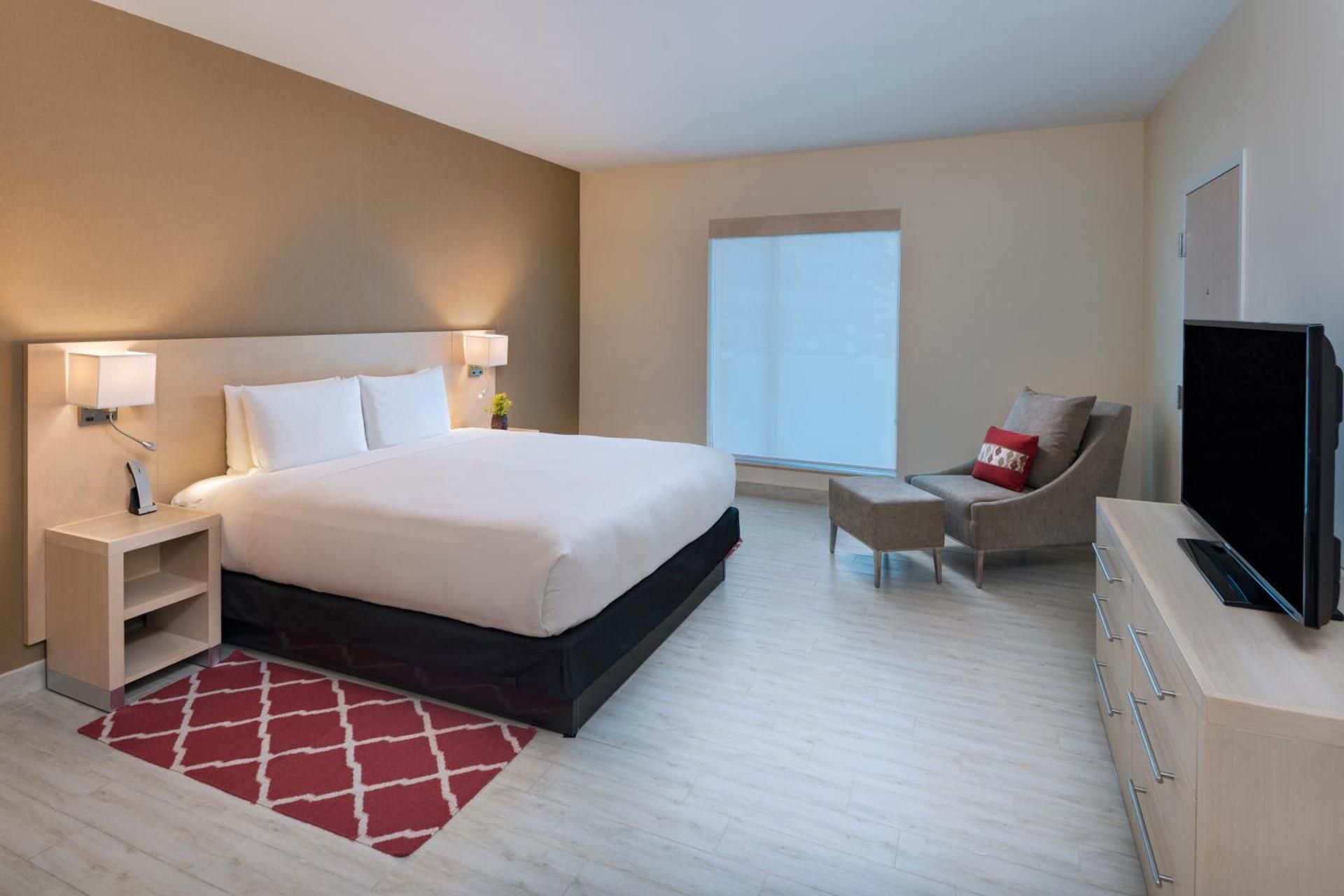One King Suite Bedroom (plus Sofa Bed)