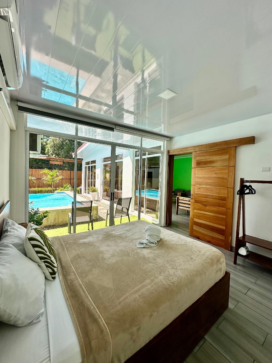 Villa 1