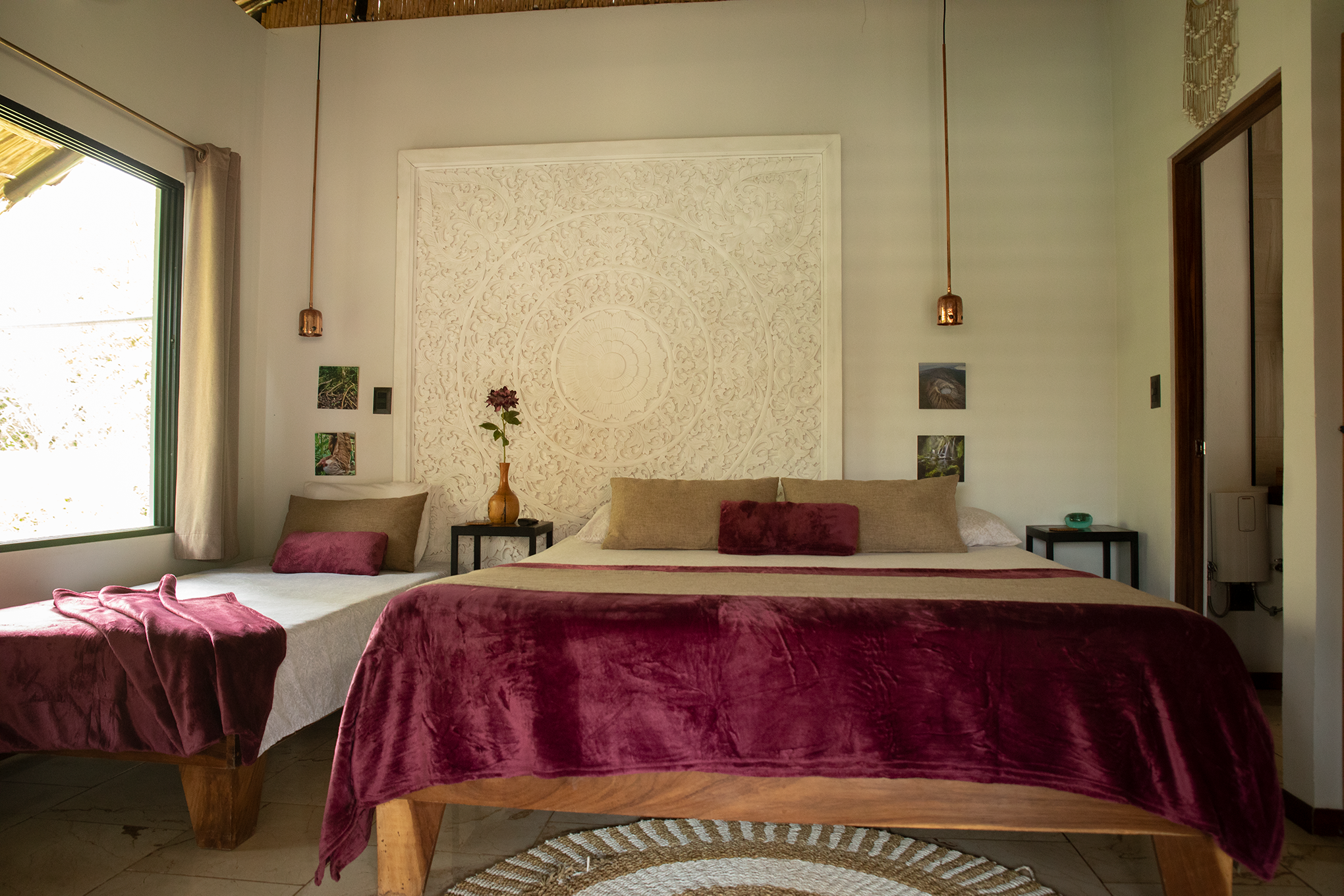 Irazu -Bungalow-De Lujo-Baño con ducha-Vista a la Piscina