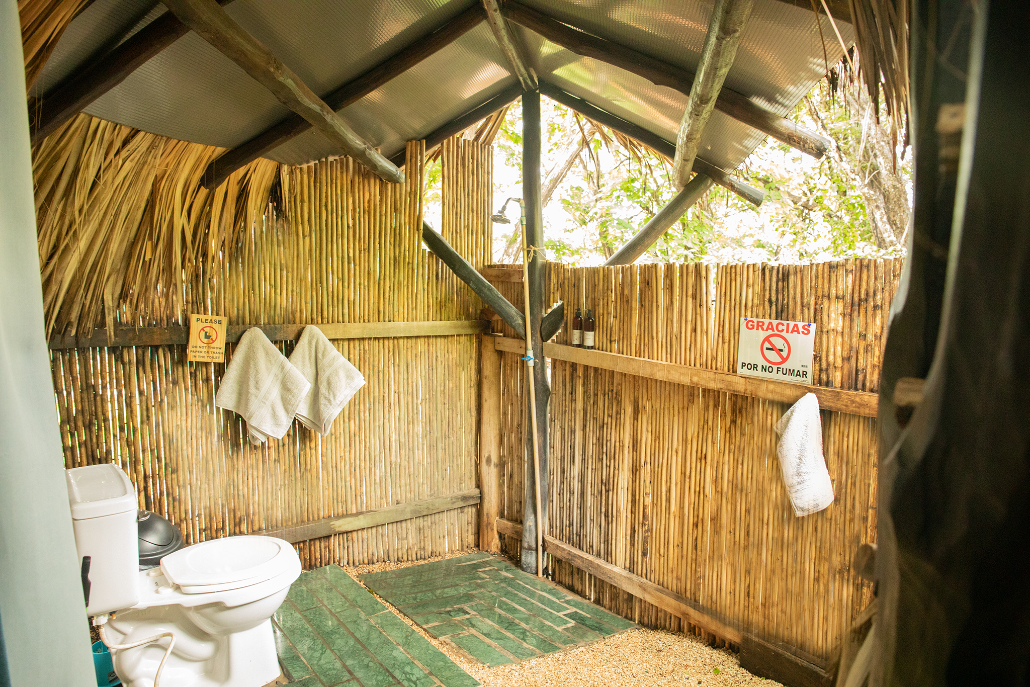La tipi de sofi-Tepee-Económico-Baño con ducha-Vista al Parque