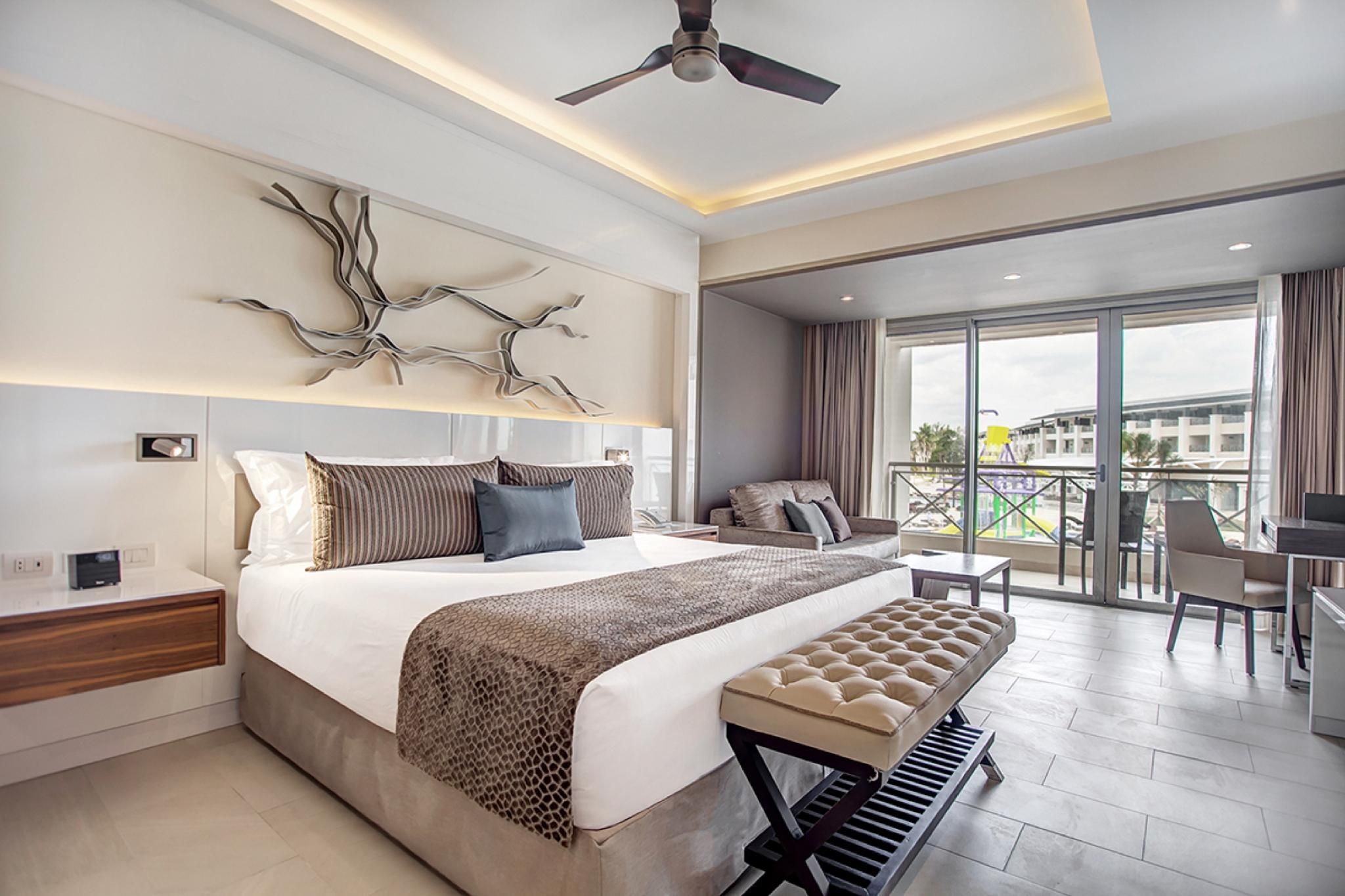 Luxury Junior Suite Ocean View Diamond Club
