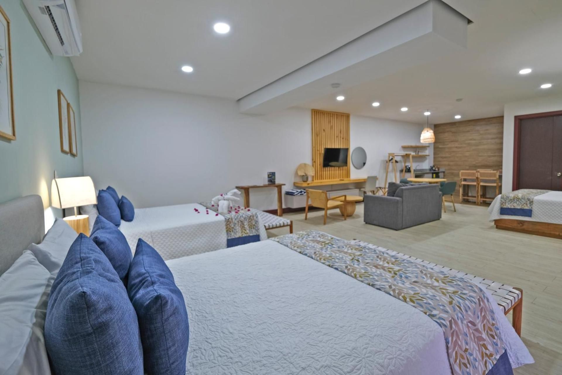 Family Studio