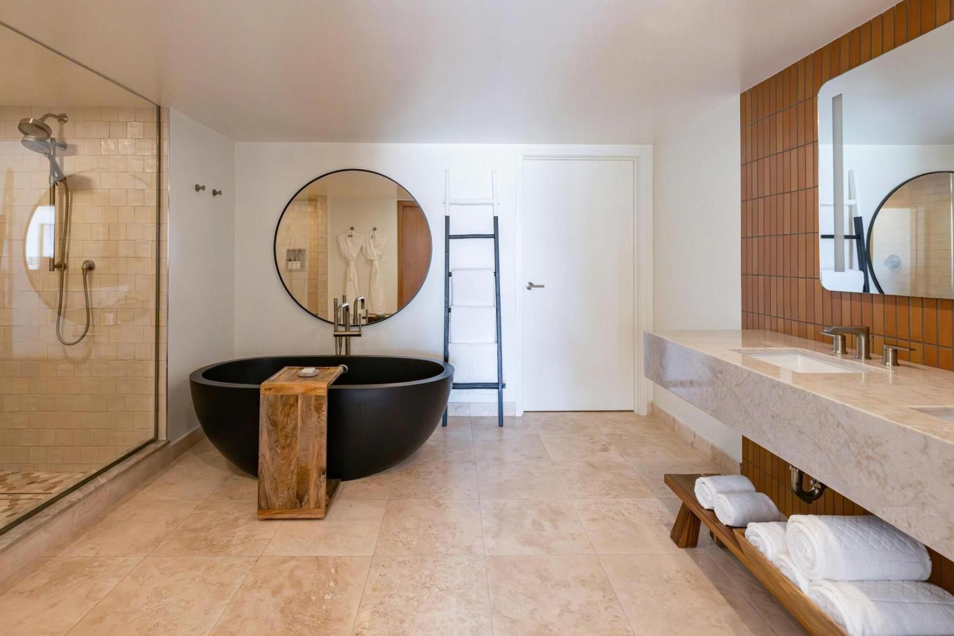 Superior One-Bedroom King Suite with Sofa Bed and Oceanfront