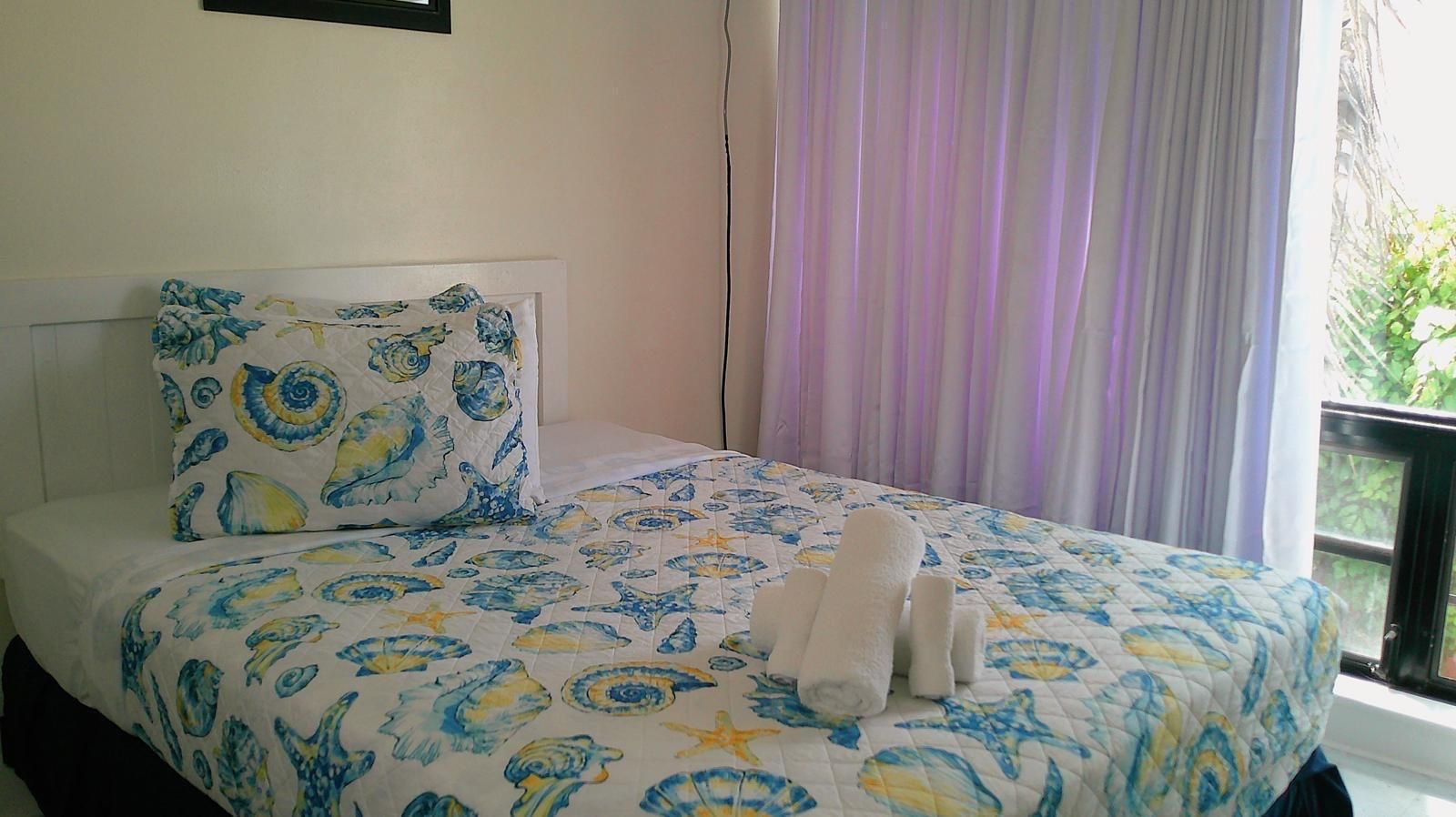 The Island Garden Hotel Queen Bedroom