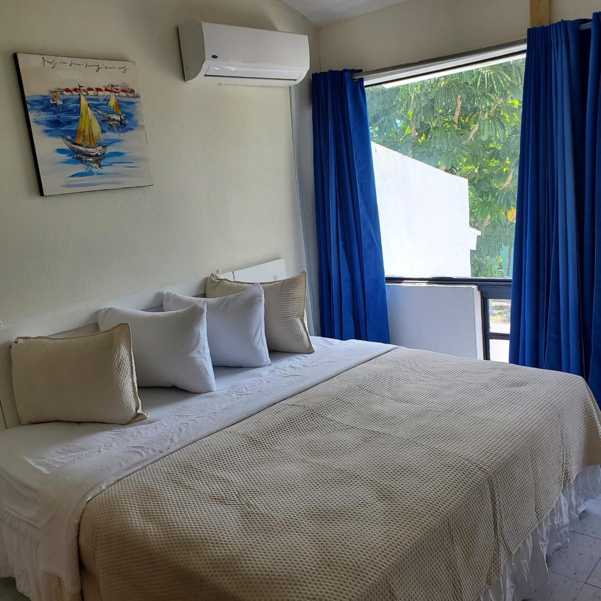 King Room with Balcony