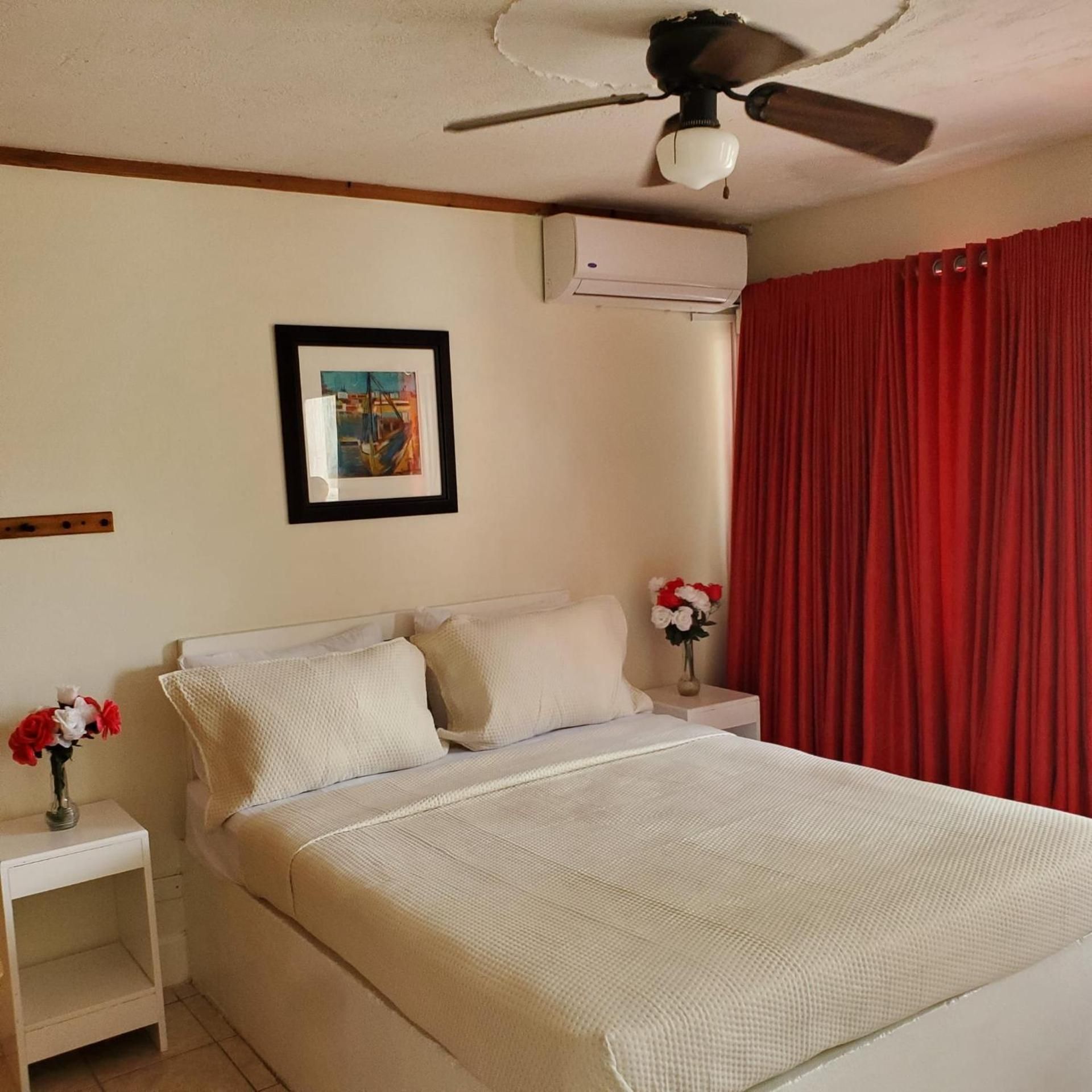 Queen Bedroom