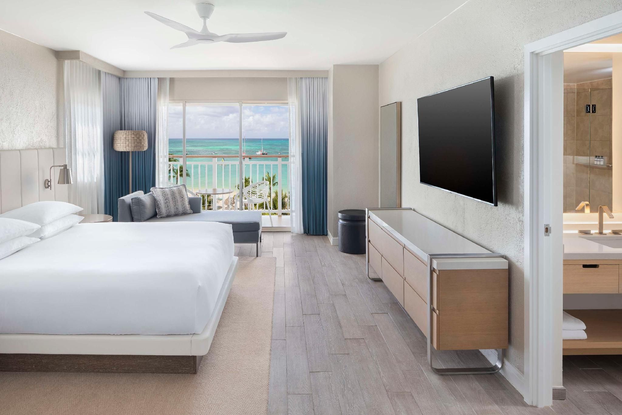 1 King Partial Oceanfront With Balcony