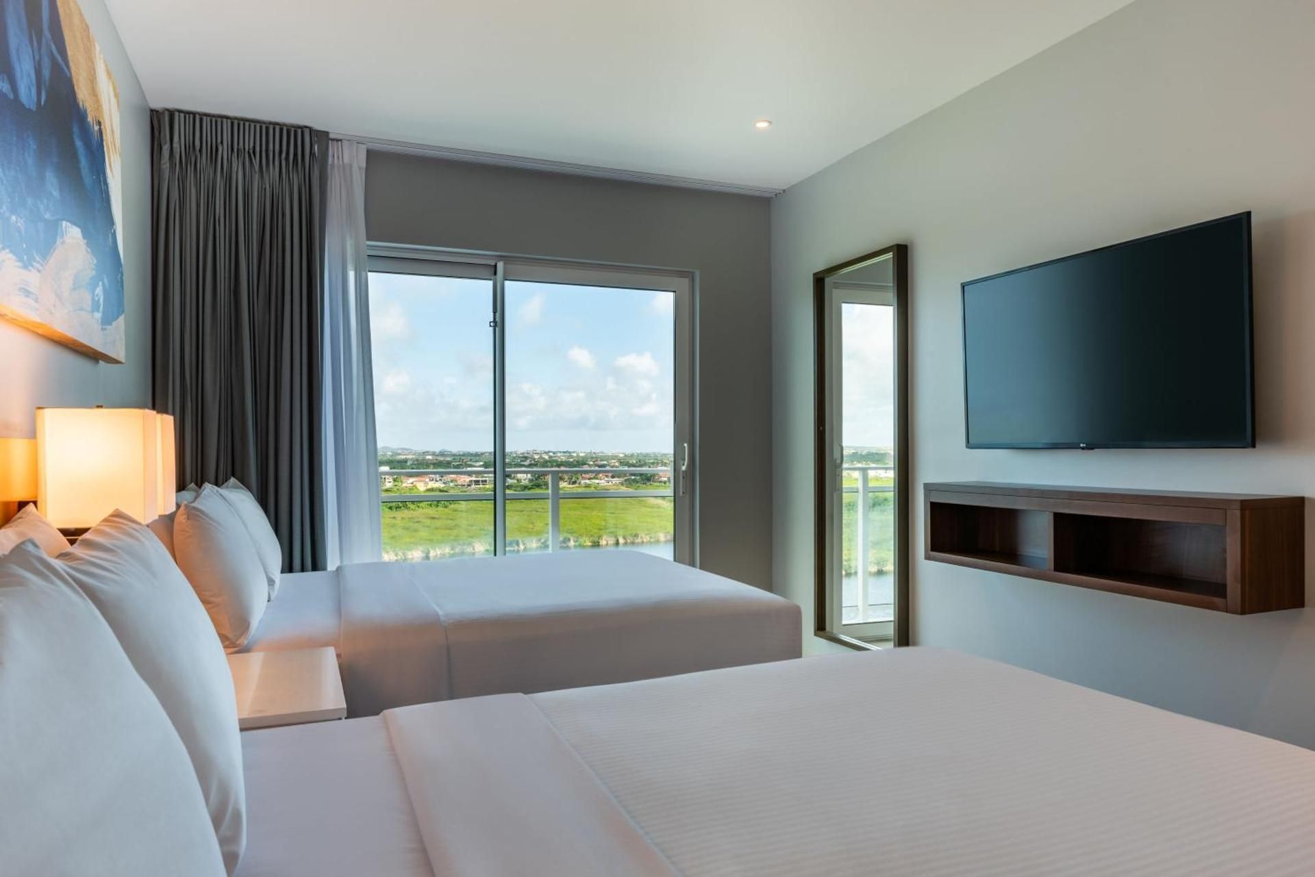 Sunrise Views 2 Queen Bed 1 Bedroom Suite